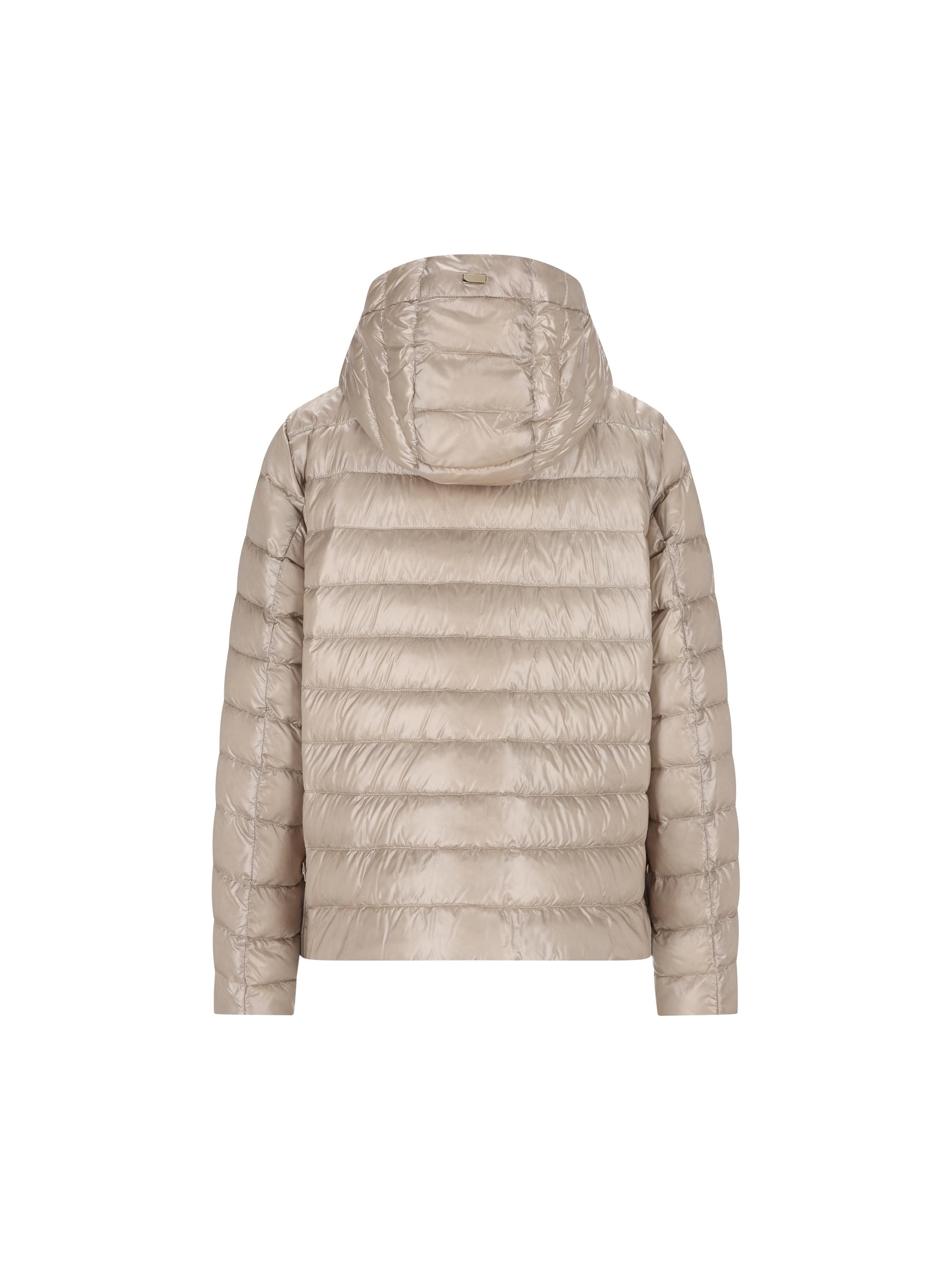 Piumino realizzato in poliammide. PI001994D 12017Z1985 HERNO 