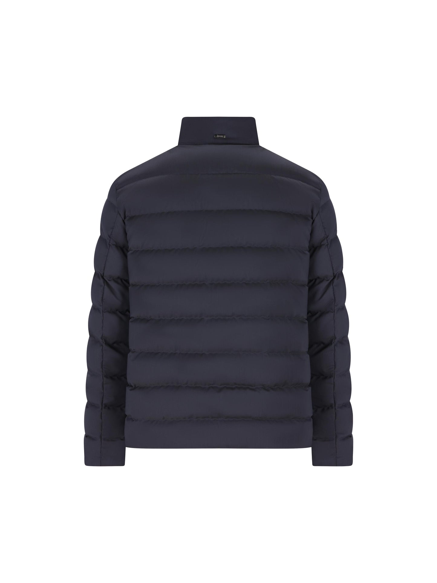 Piumino realizzato in misto lana vergine. PI001262U 127369200 HERNO 