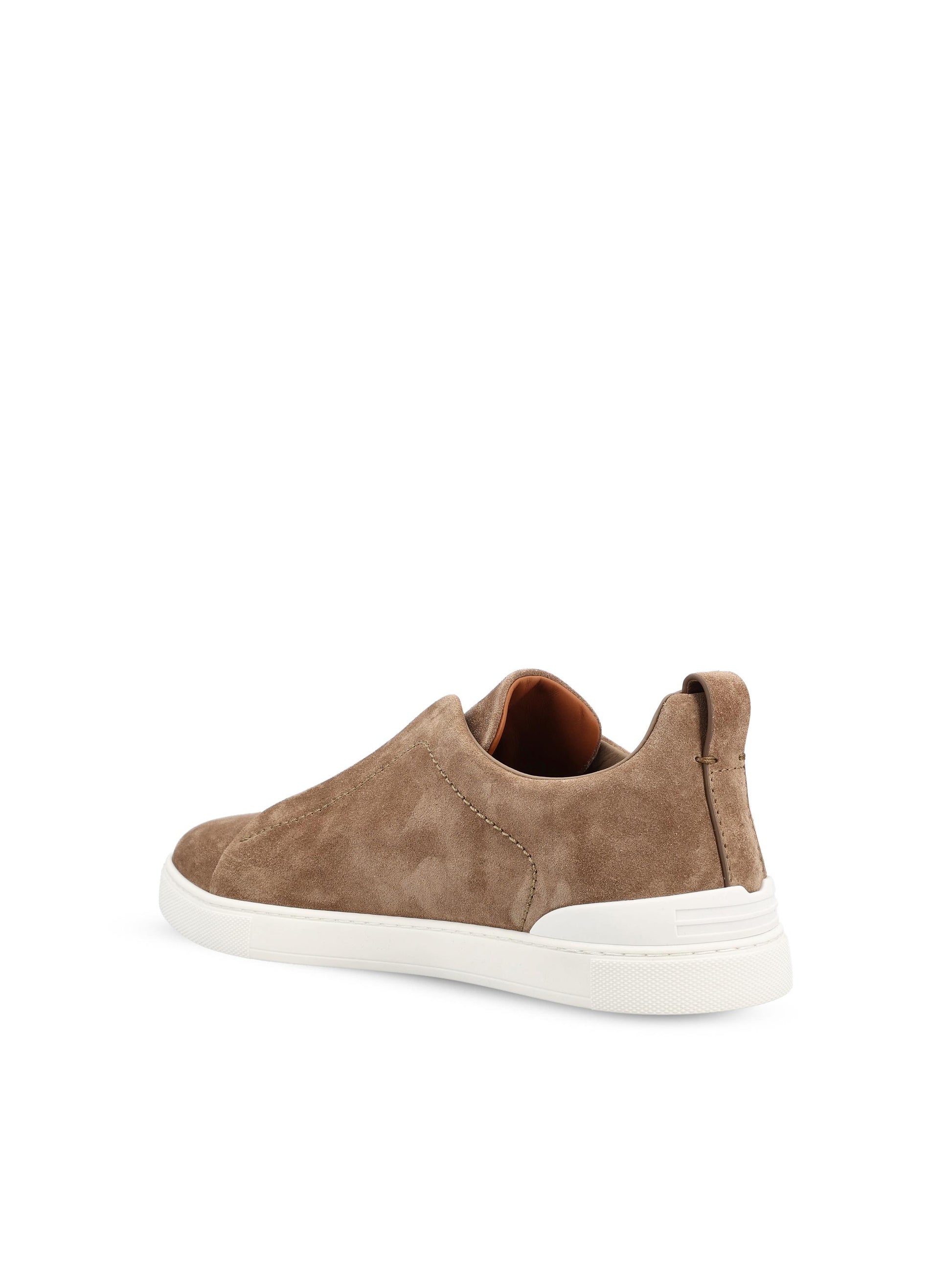 Sneakers realizzate in suede. LHSOY S4667Z252 ZEGNA 