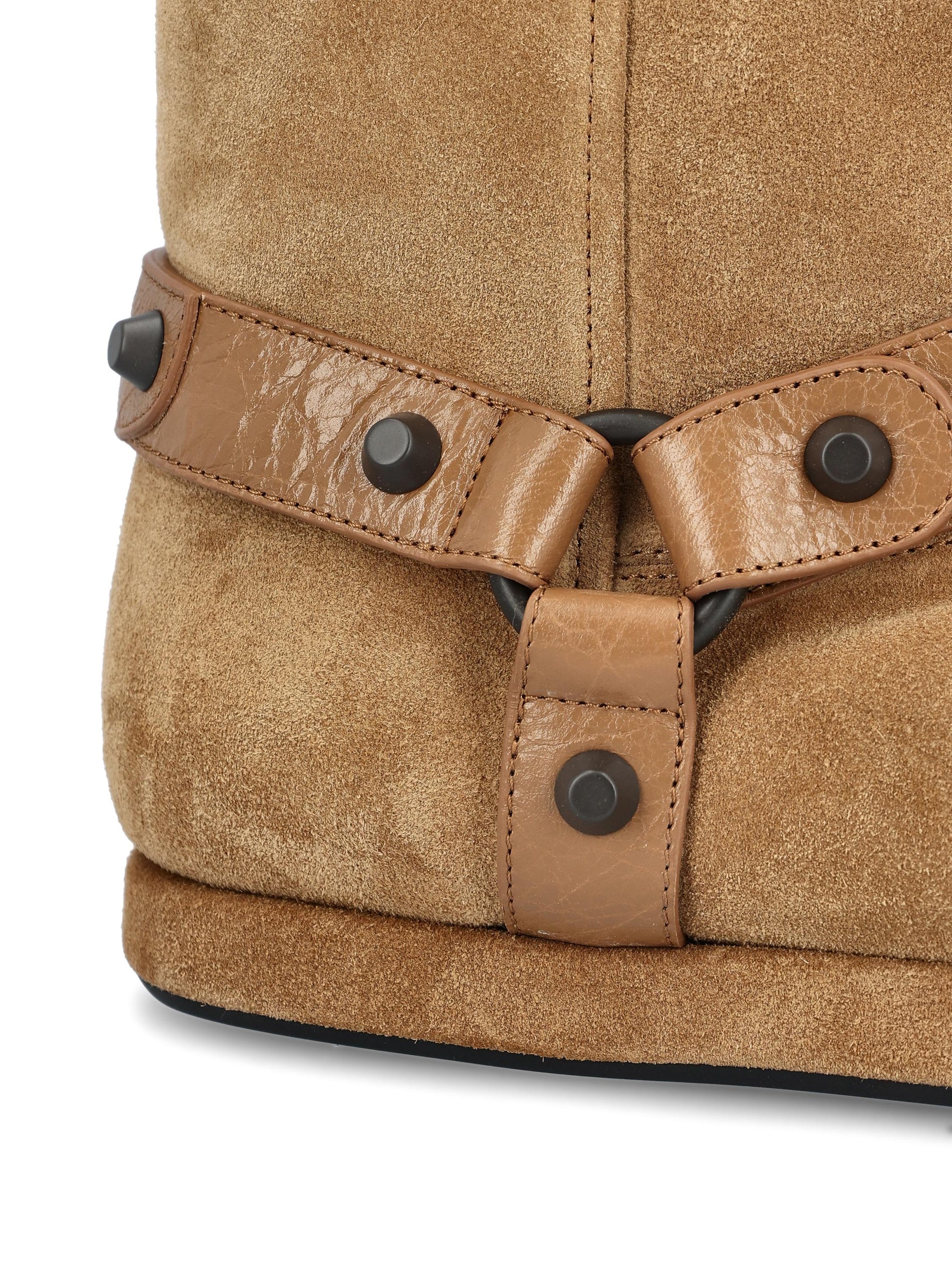 Stivali realizzati in pelle. 845895 WBFC39318 BALENCIAGA 