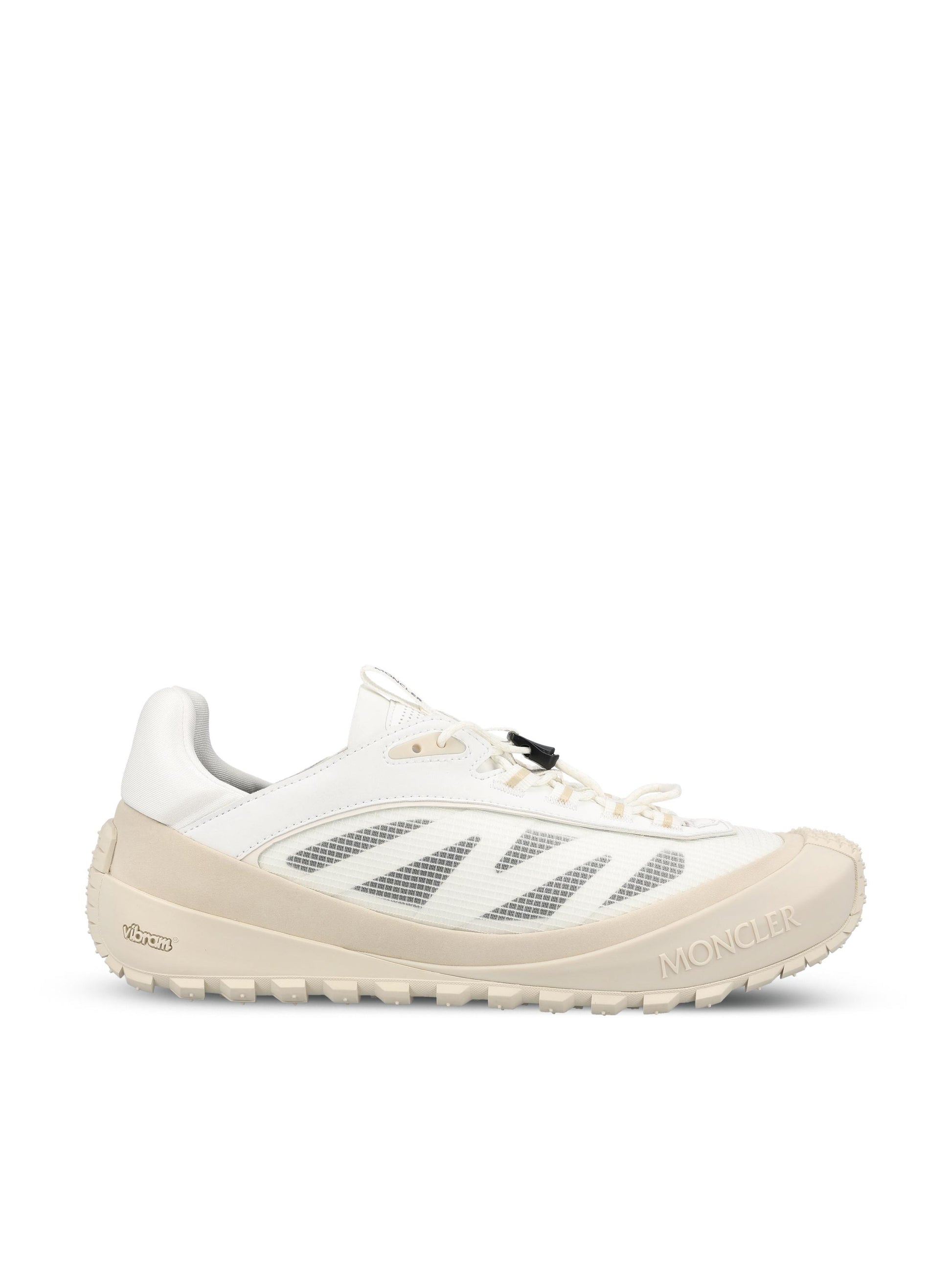 Sneakers realizzate in pelle e poliestere. M4M00290 M8467001 MONCLER 