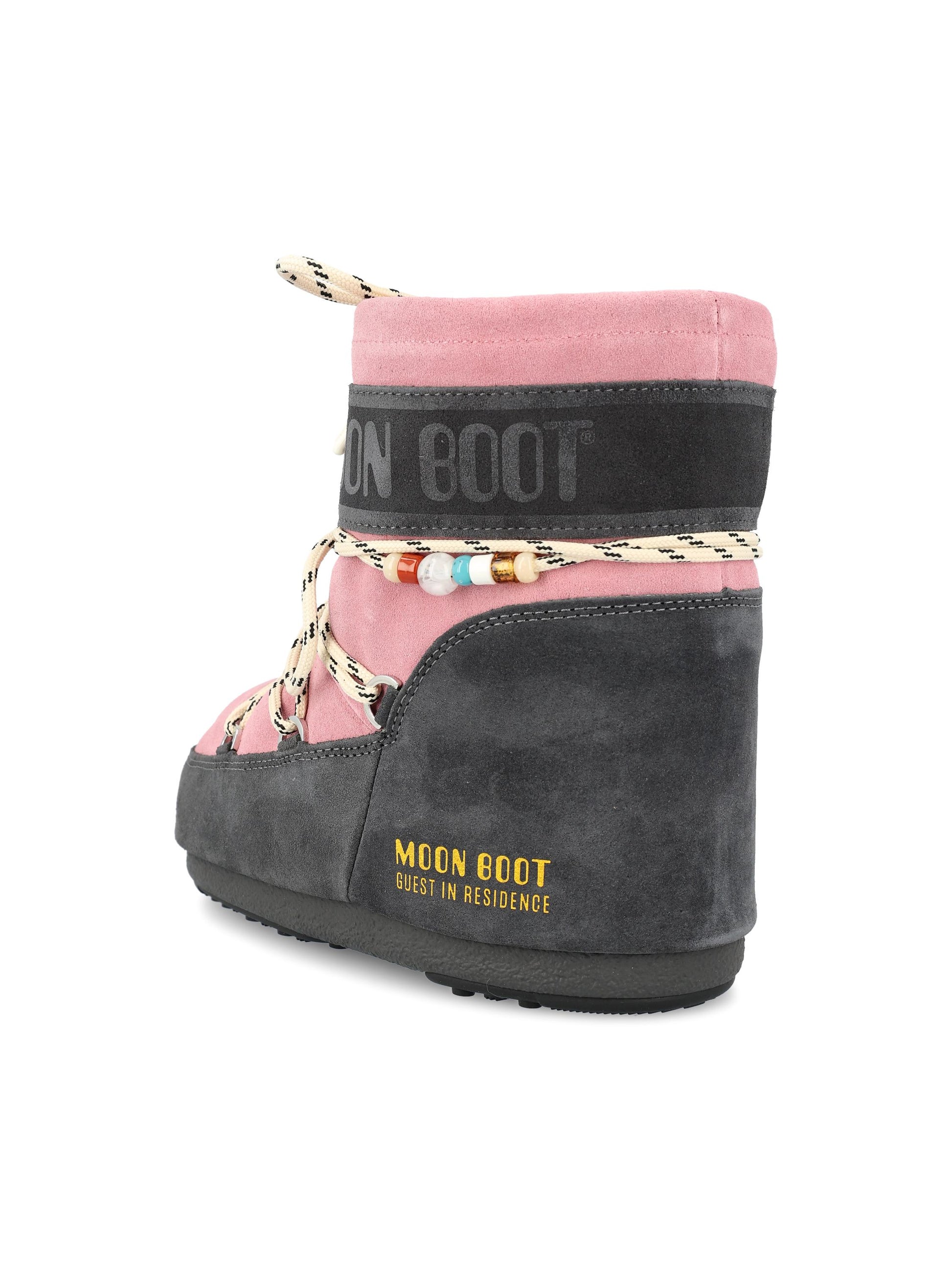 Stivale realizzato in pelle scamosciata. 80D1409730 HJ05 MOON BOOT - GUEST IN RESIDENCE 
