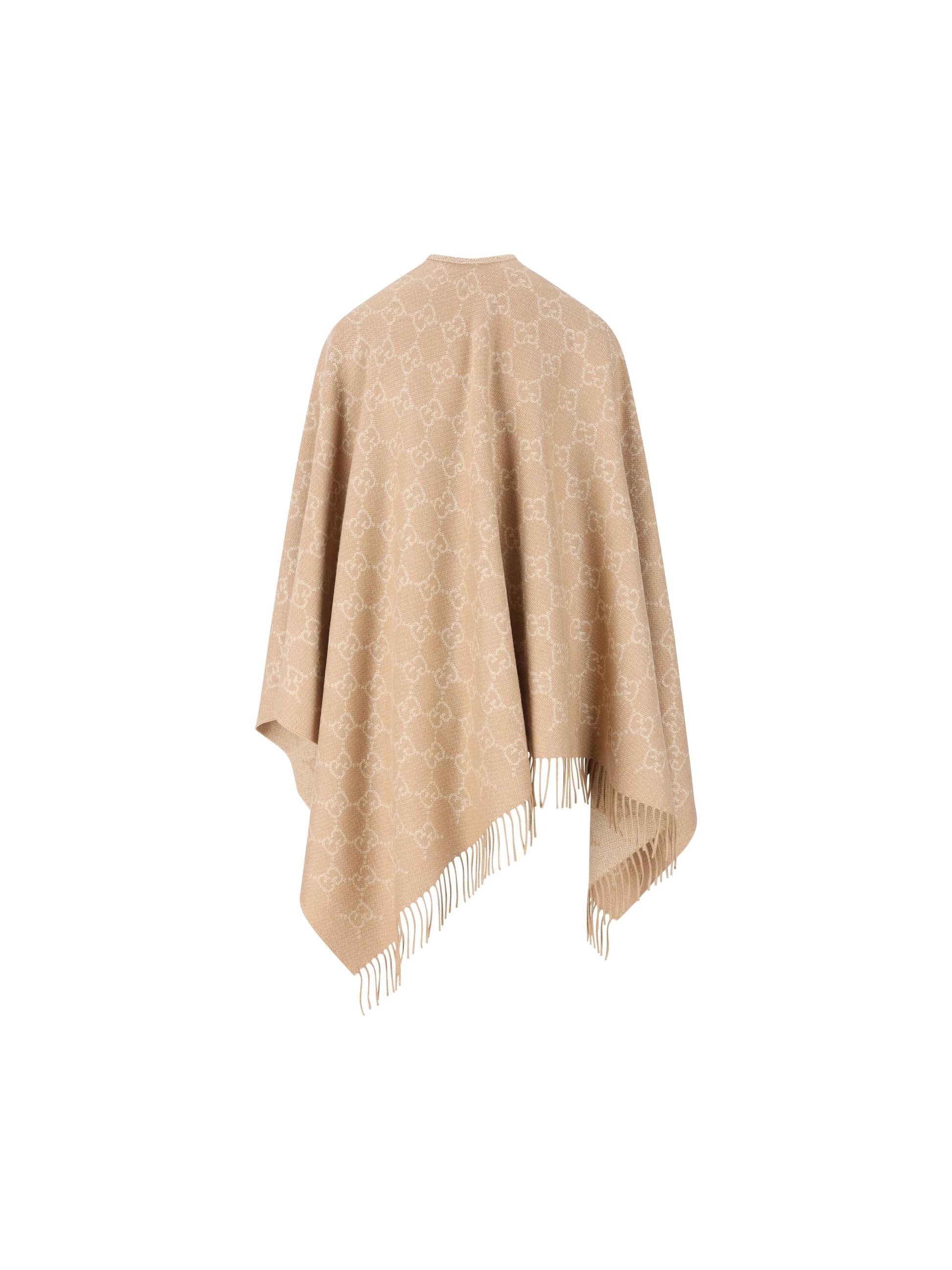 Mantella realizzata in cashmere. 853216 3GAMK9079 GUCCI 