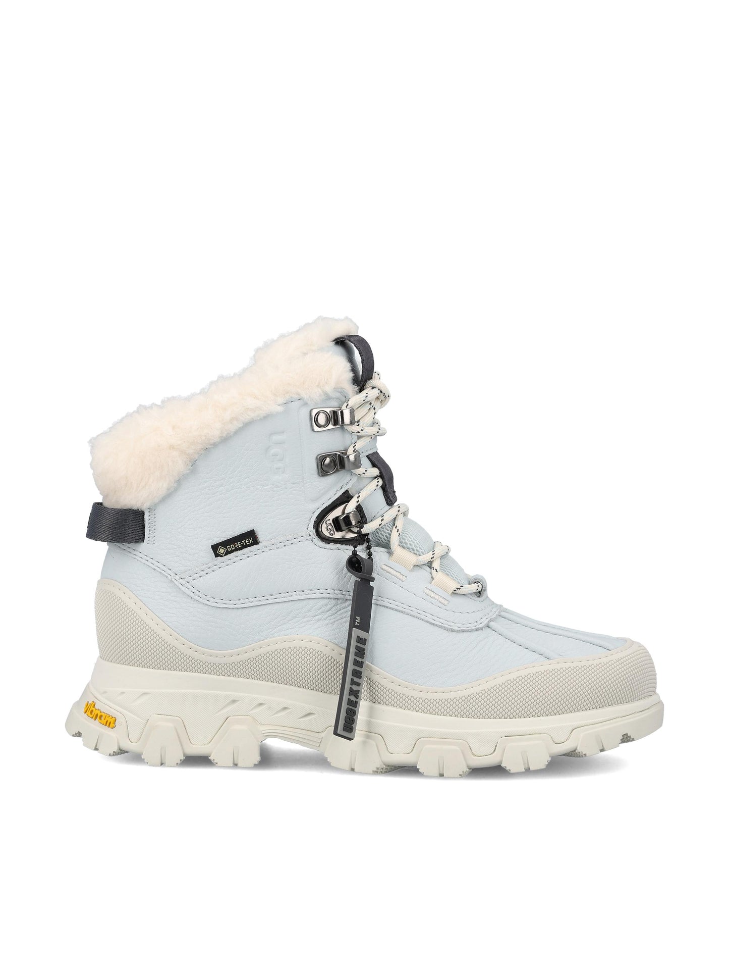 Scarponcini realizzati in pelle e materiale sintetico. 1169031 REF UGG 