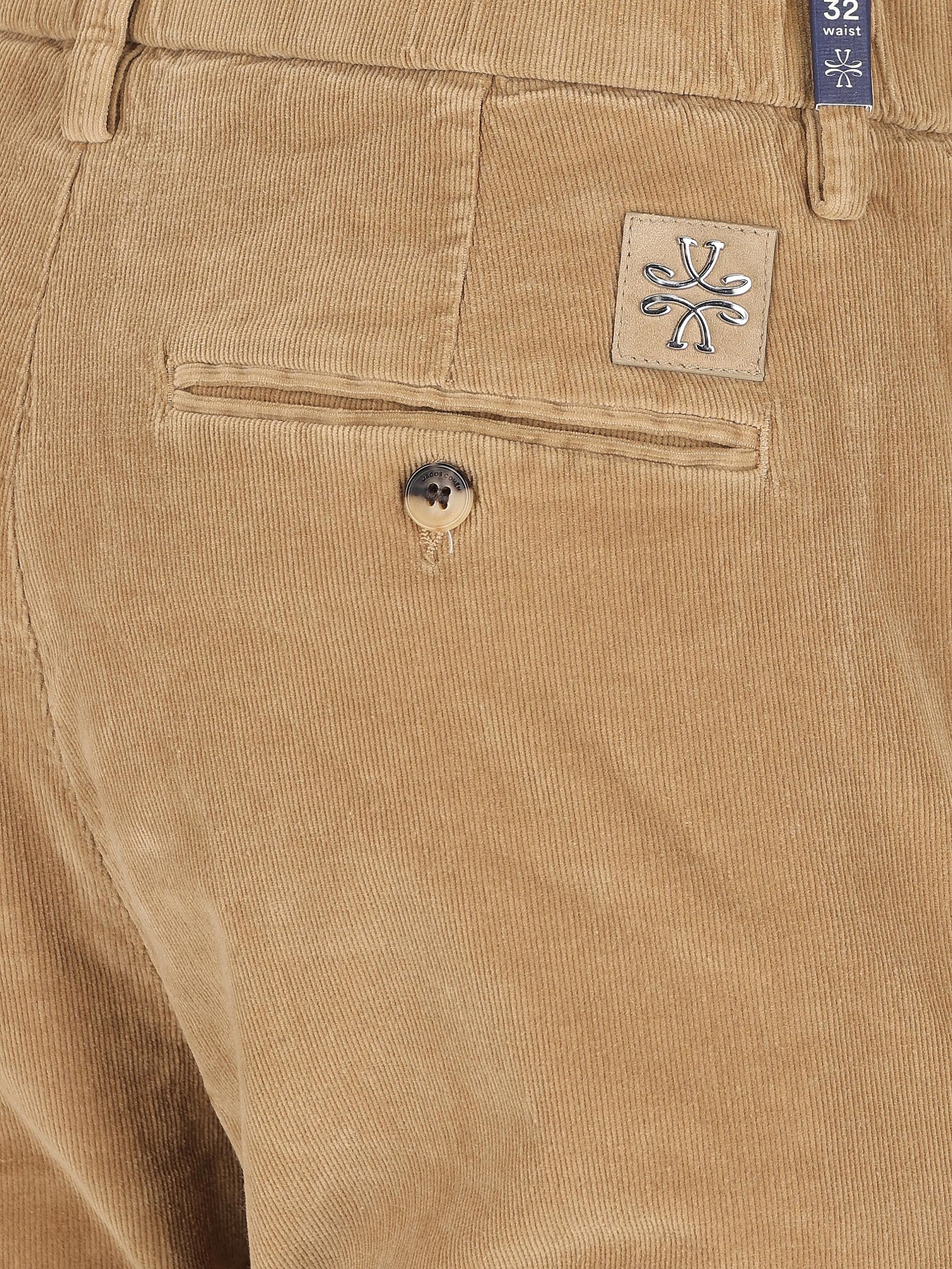 Pantaloni realizzati in cotone ed elastan. P0026003 S3838TRD90 JACOB COHËN 