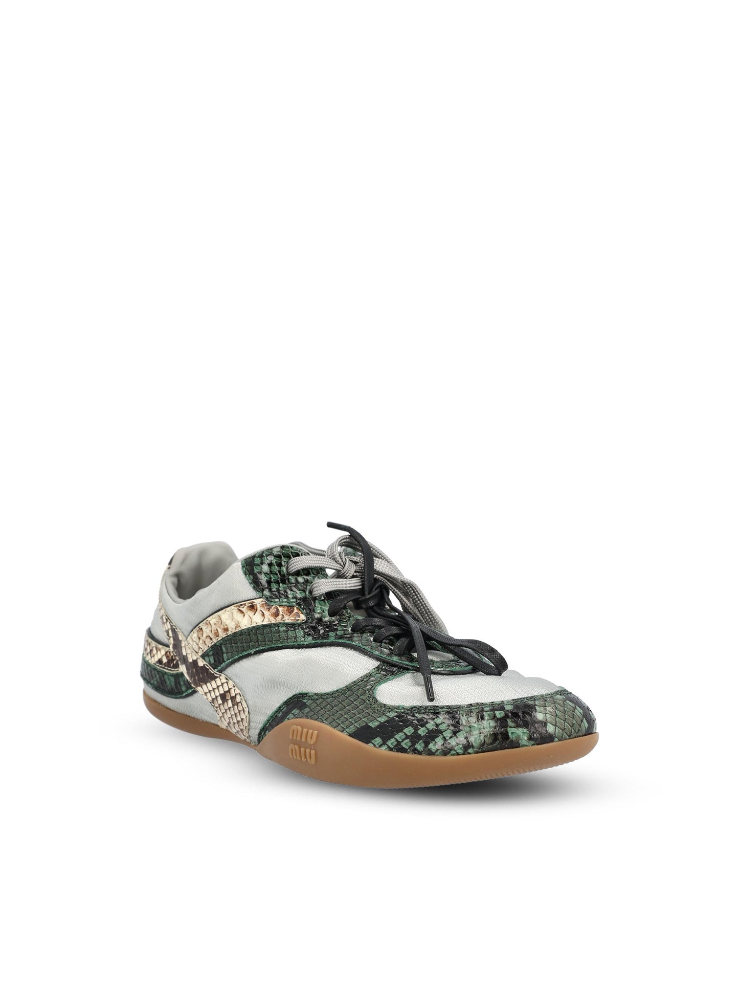 Sneakers realizzate in poliammide riciclata. 5E428E 3ZL4F04UJ MIU MIU 