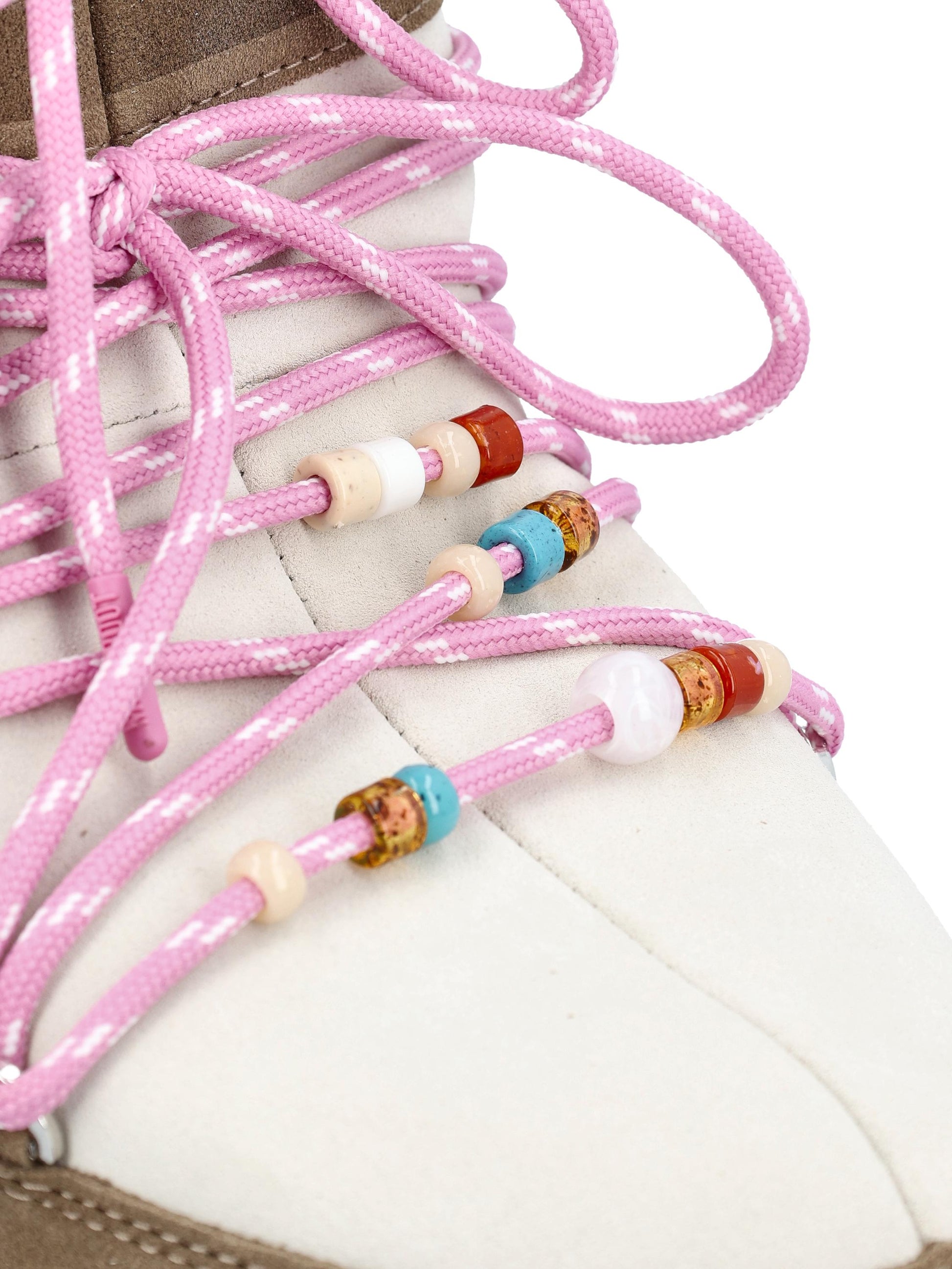 Stivale realizzato in pelle scamosciata. 80D1409730 BL43 MOON BOOT - GUEST IN RESIDENCE 