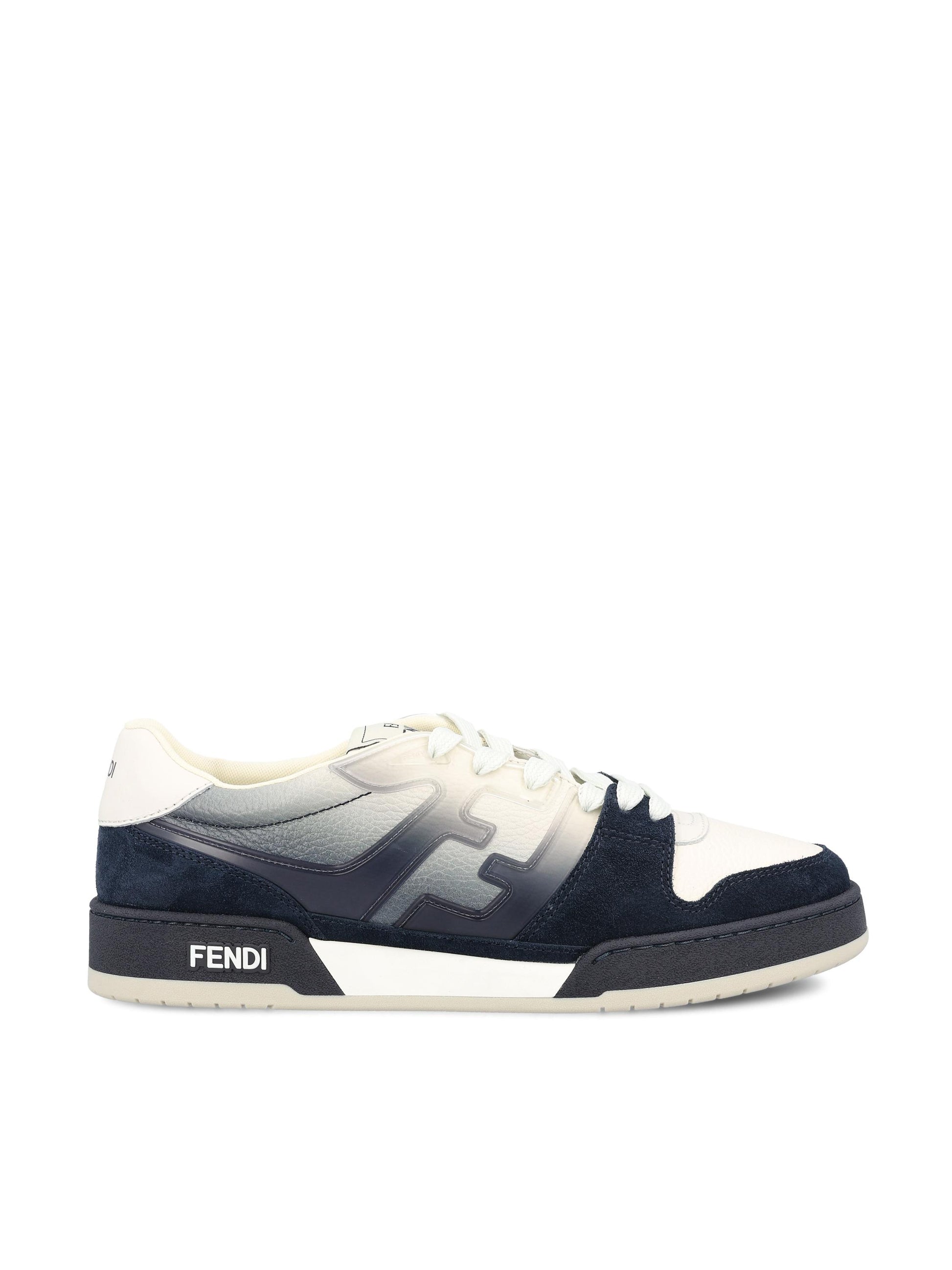Sneaker realizzate in pelle di vitello. 7E1688 AWCSF1V8K FENDI 