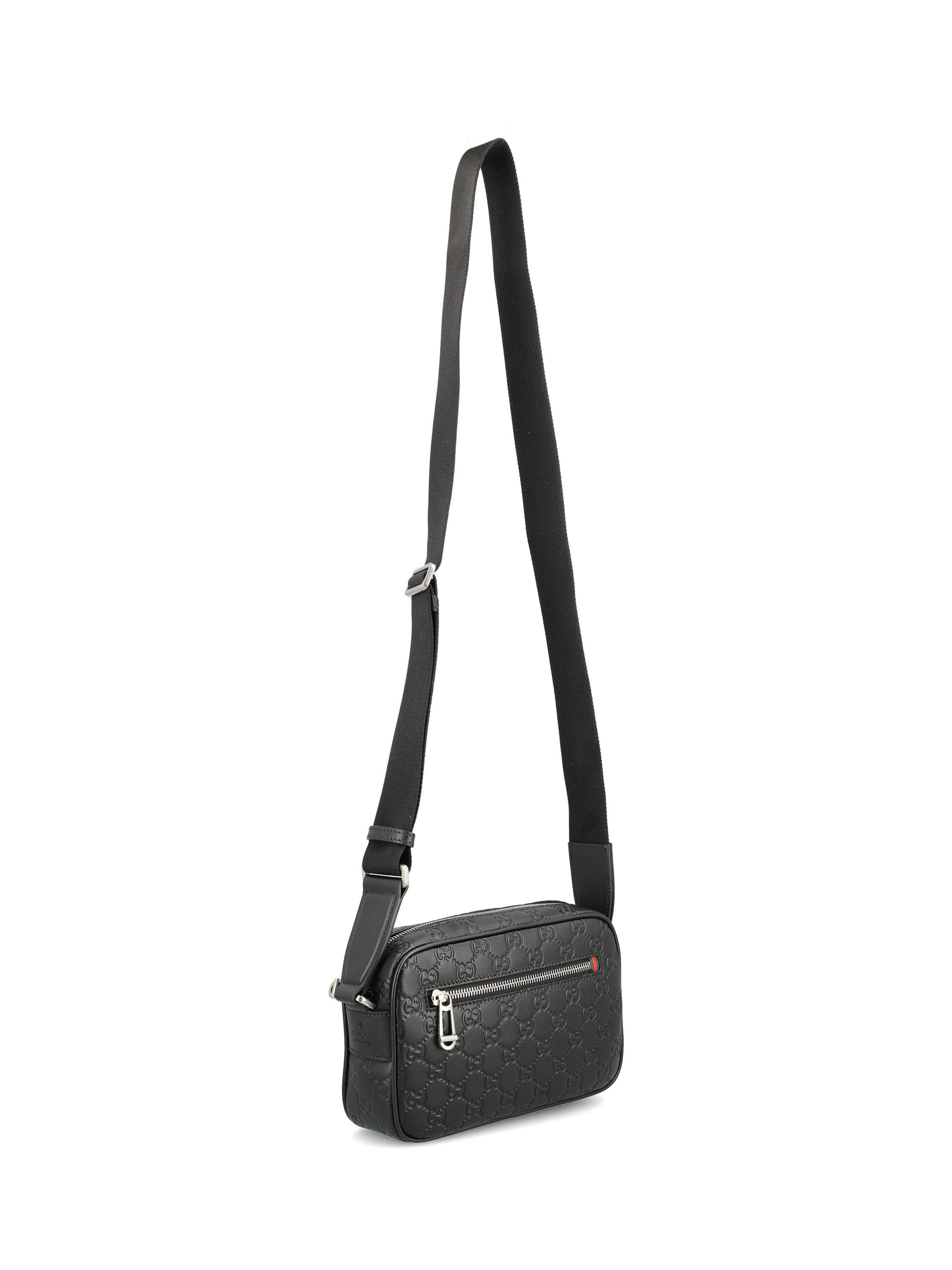 Borsa realizzata in pelle liscia. 850242 AAFOM1053 GUCCI 