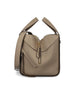 Borsa realizzata in pelle di vitello. A538H13X23 3170 LOEWE 
