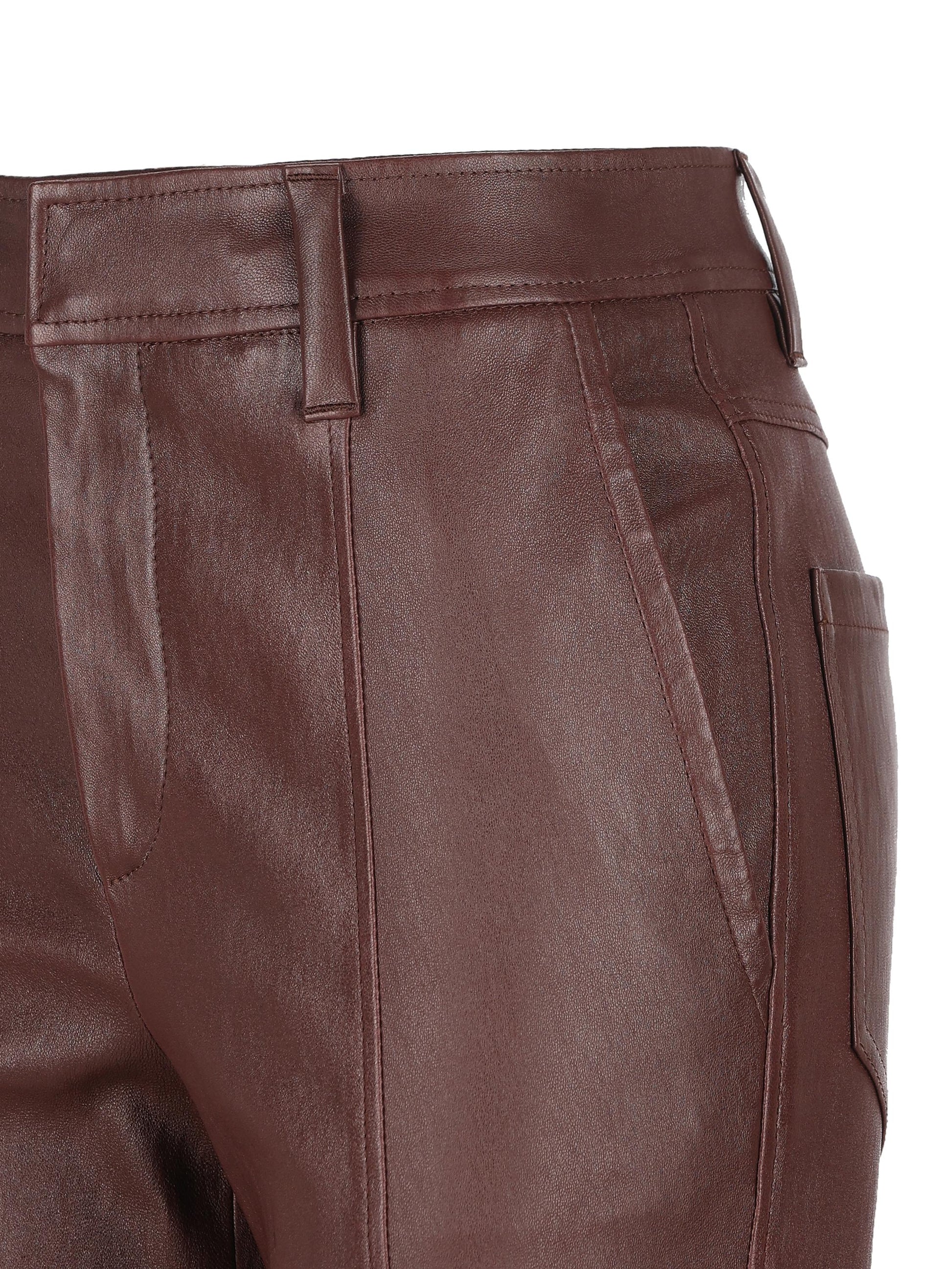 Pantaloni realizzati in pelle. M0V32P9048 C4193 BRUNELLO CUCINELLI 