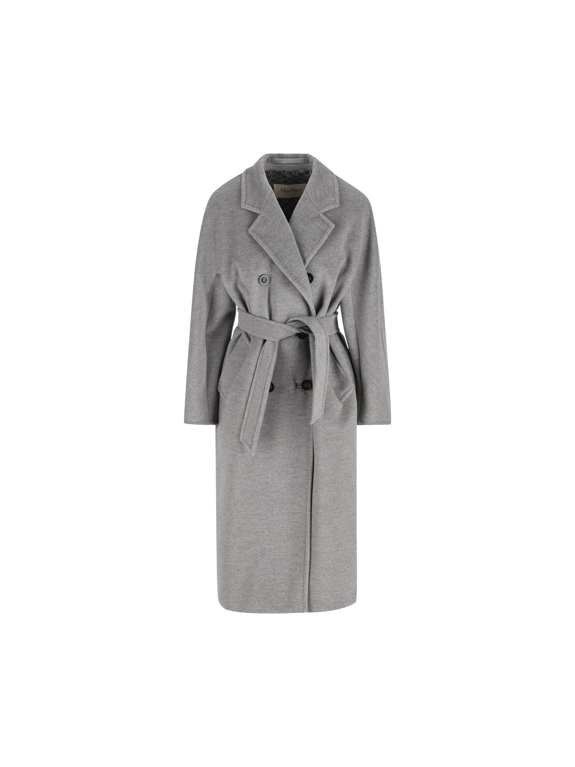Cappotto realizzato in lana vergine e cashmere. 2611018011600 018 MAX MARA 