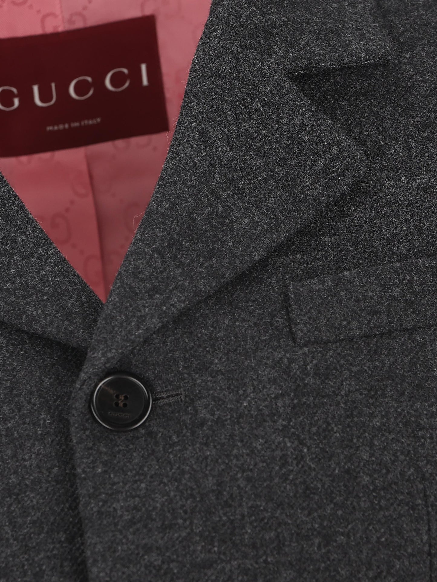 Giacca realizzata in lana. 836720 Z7AXH1168 GUCCI 