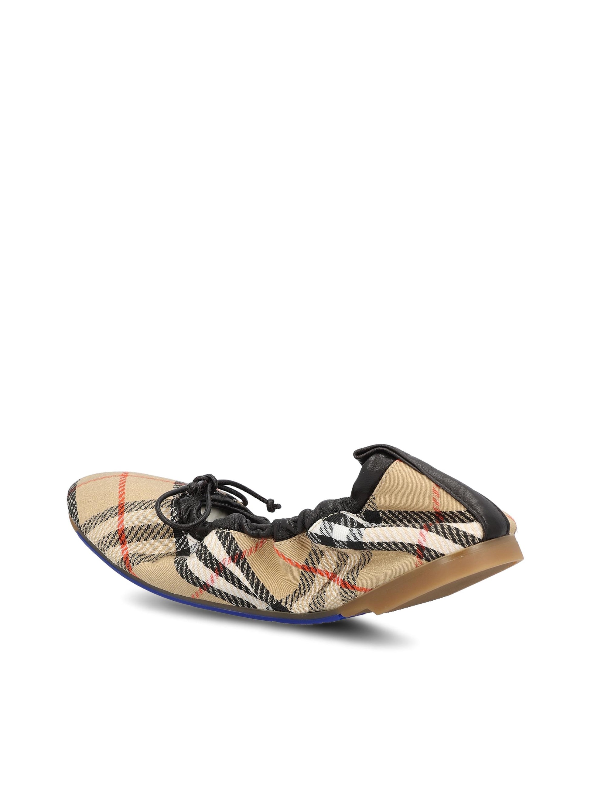 Ballerine realizzate in poliestere e cotone. 8121103 B9368 BURBERRY 