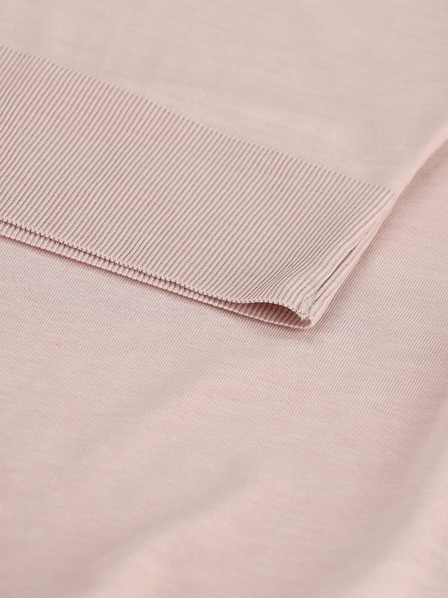 T-Shirt realizzata in cotone e poliestere. JG000312D 520564035 HERNO 