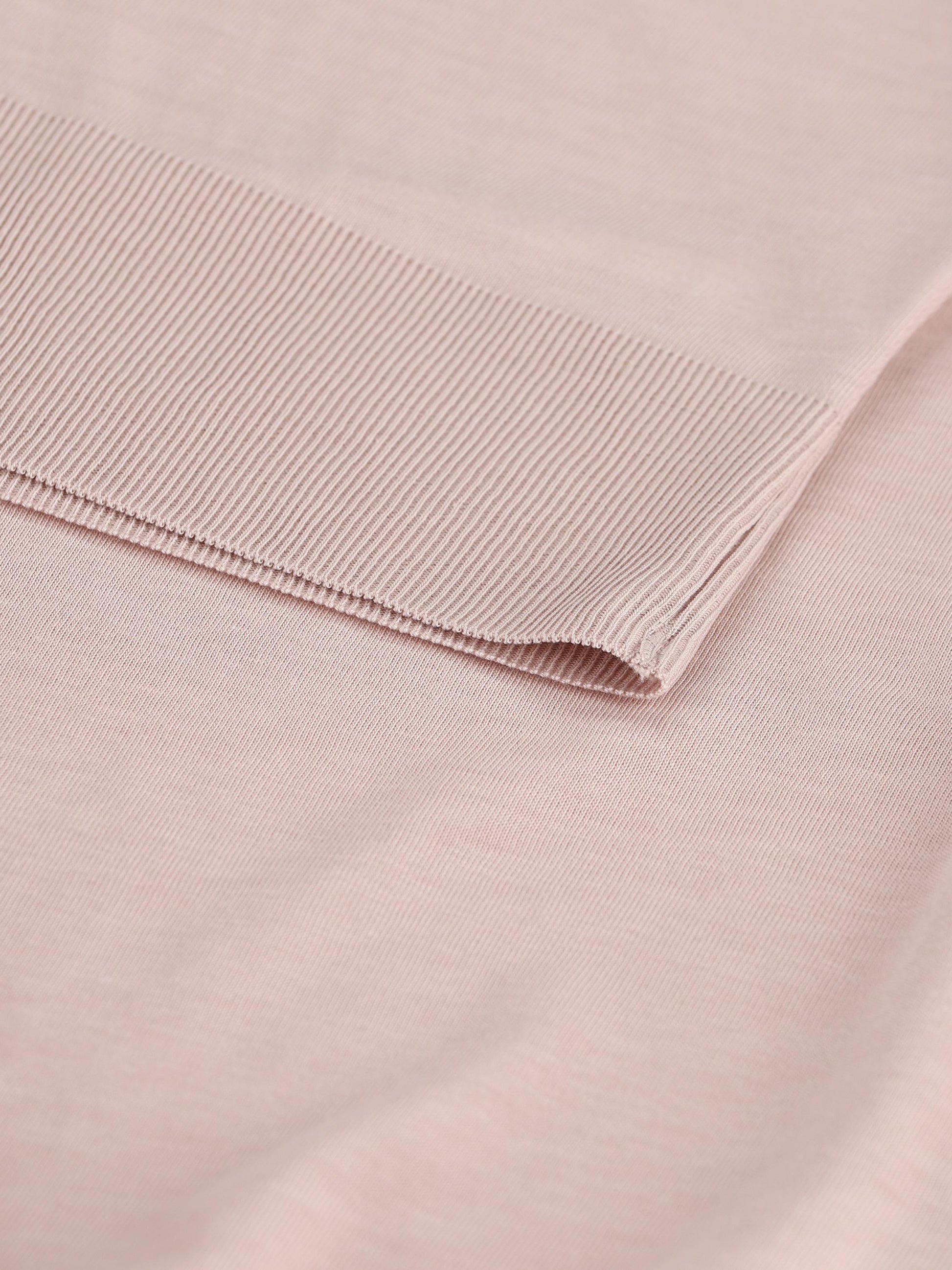 T-Shirt realizzata in cotone e poliestere. JG000312D 520564035 HERNO 