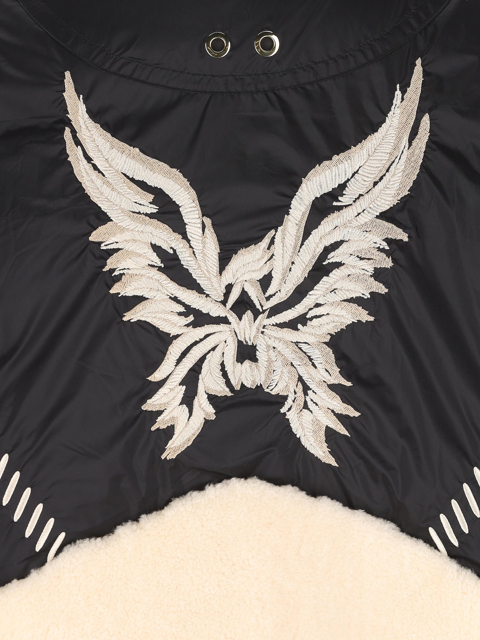 Giacca realizzata in poliammide. 31988233 026 BOGNER 