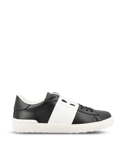 Sneakers realizzate in pelle di vitello. 8Y2S0830BLU 0NI VALENTINO GARAVANI 