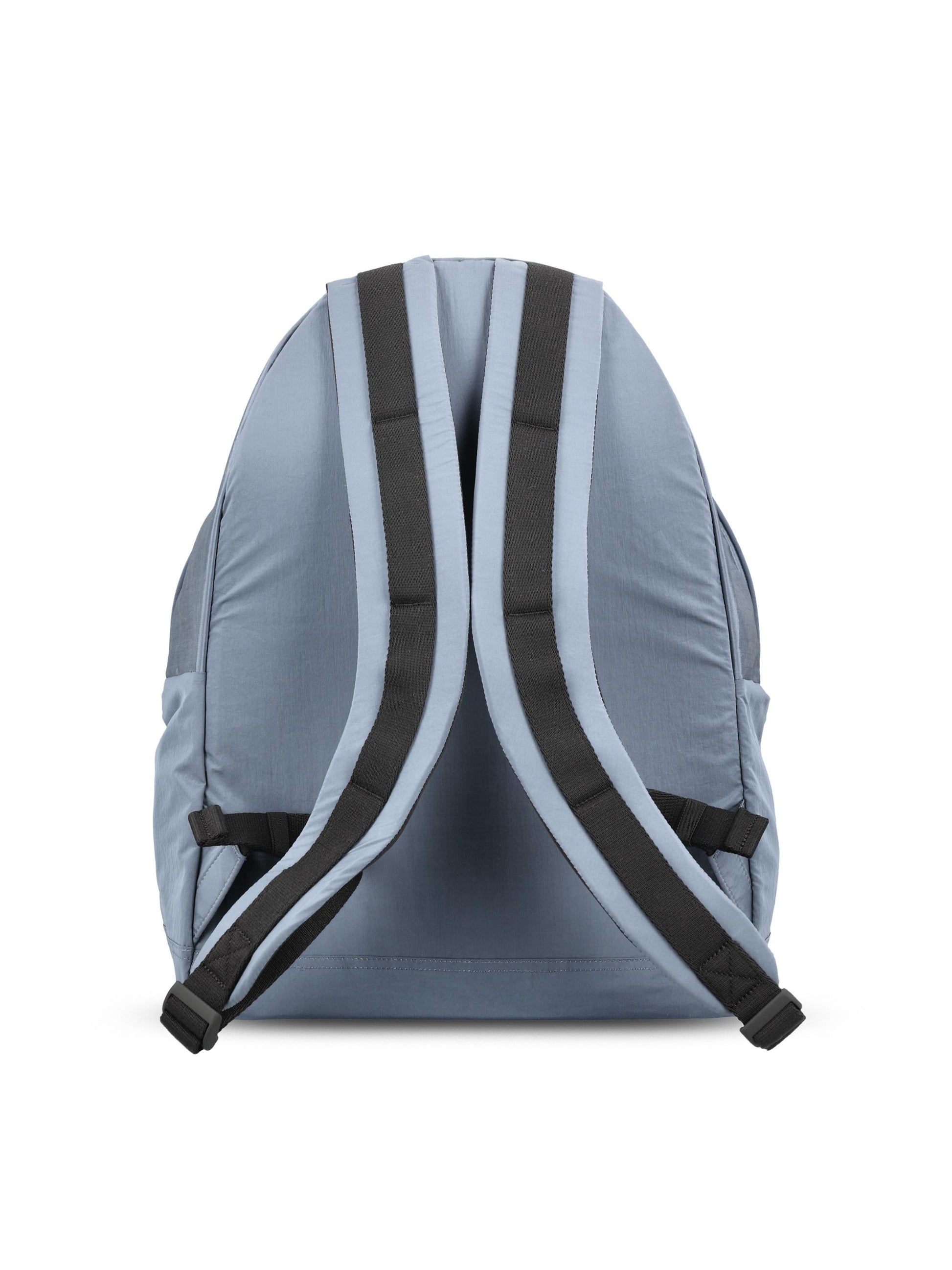 Zaino realizzato in poliammide. 9200010 S0251V0024 STONE ISLAND 