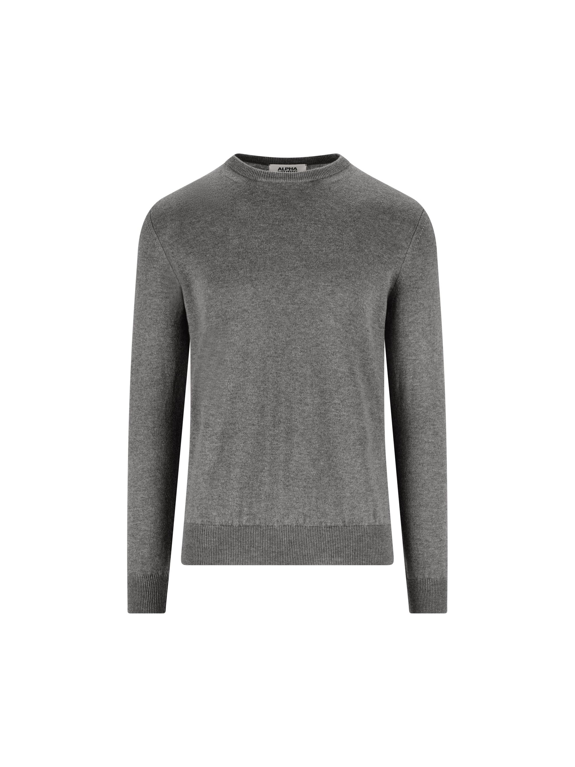 Maglione realizzato in cashmere. 3150C 1005 ALPHA STUDIO 