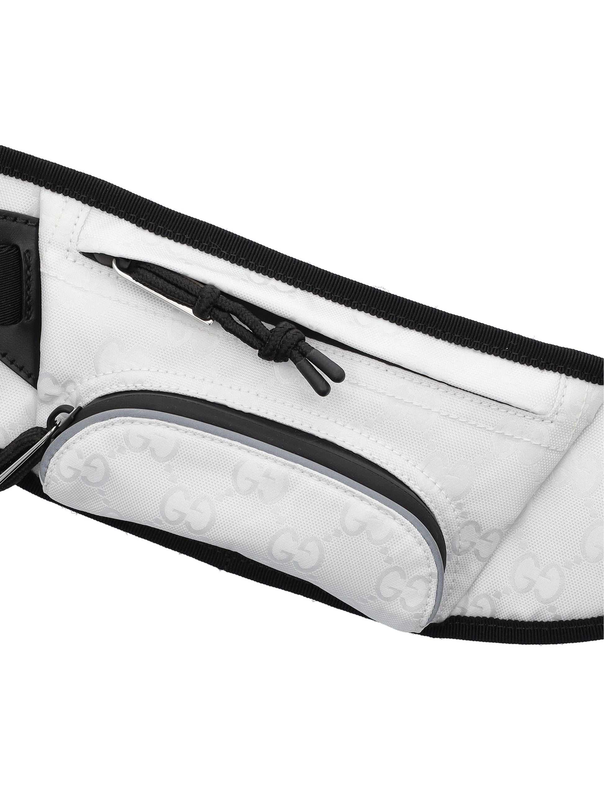 Marsupio realizzato in nylon. 834504 FAEPB9043 GUCCI 