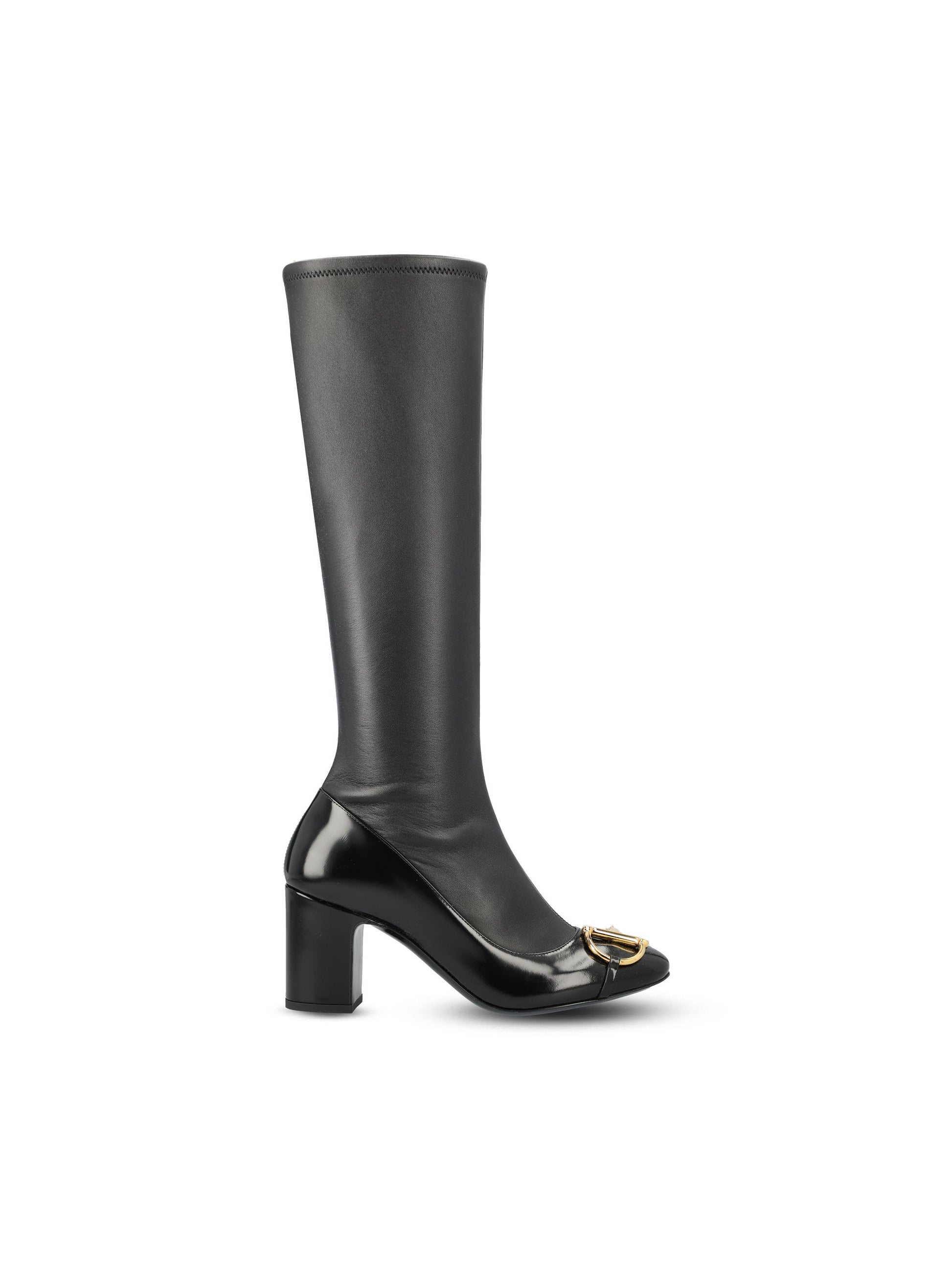 Stivali realizzati in pelle. 851420 AAFI11000 GUCCI 