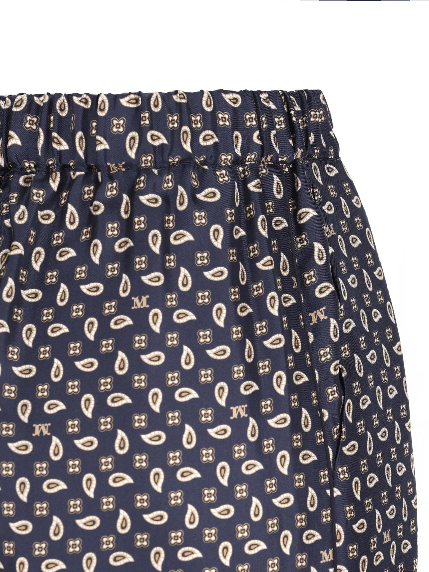 Pantaloni realizzati in seta. 2611131131600 001 MAX MARA 