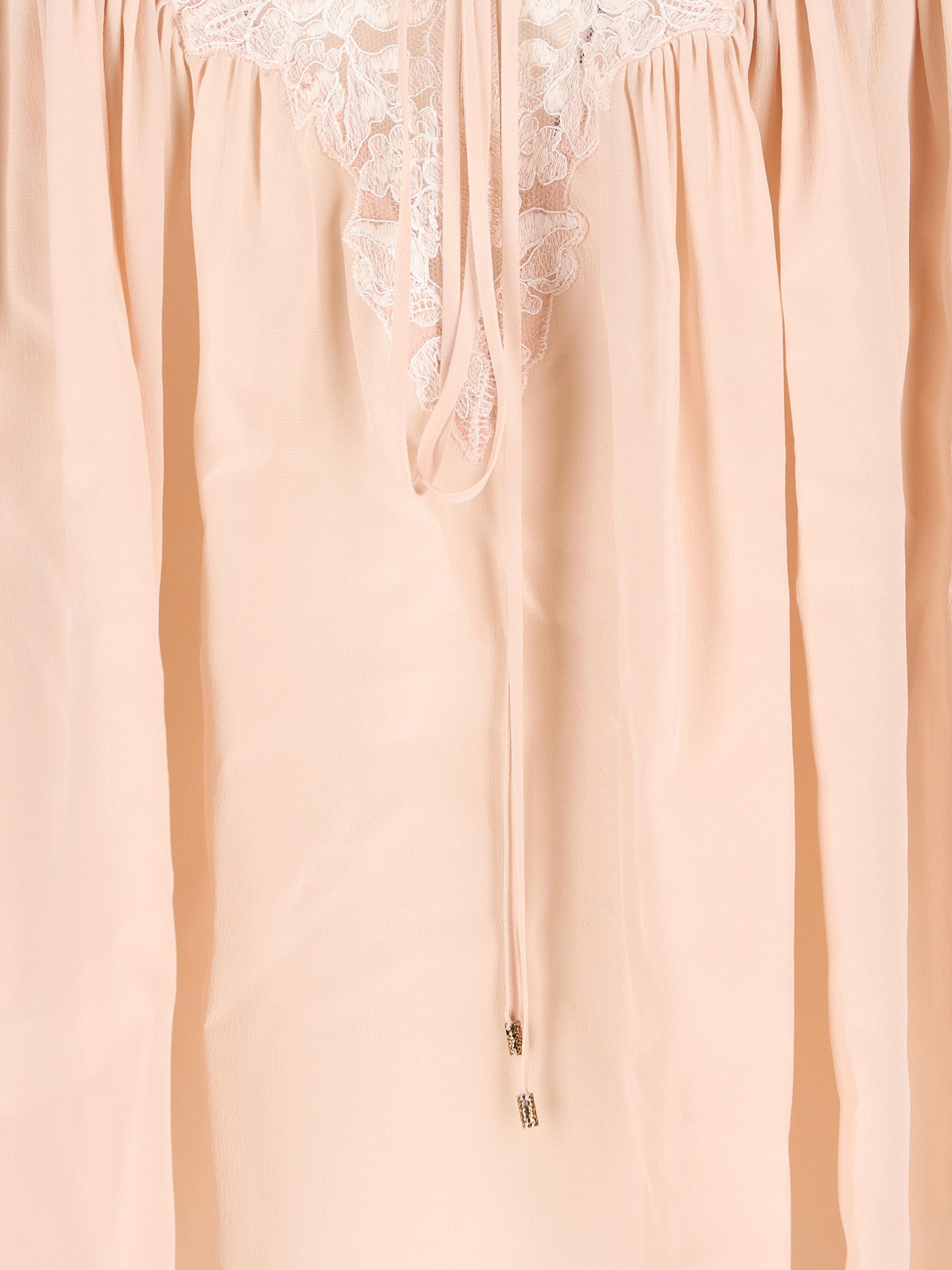 Top realizzato in seta. CH26SHT38005 6H6 CHLOE' 