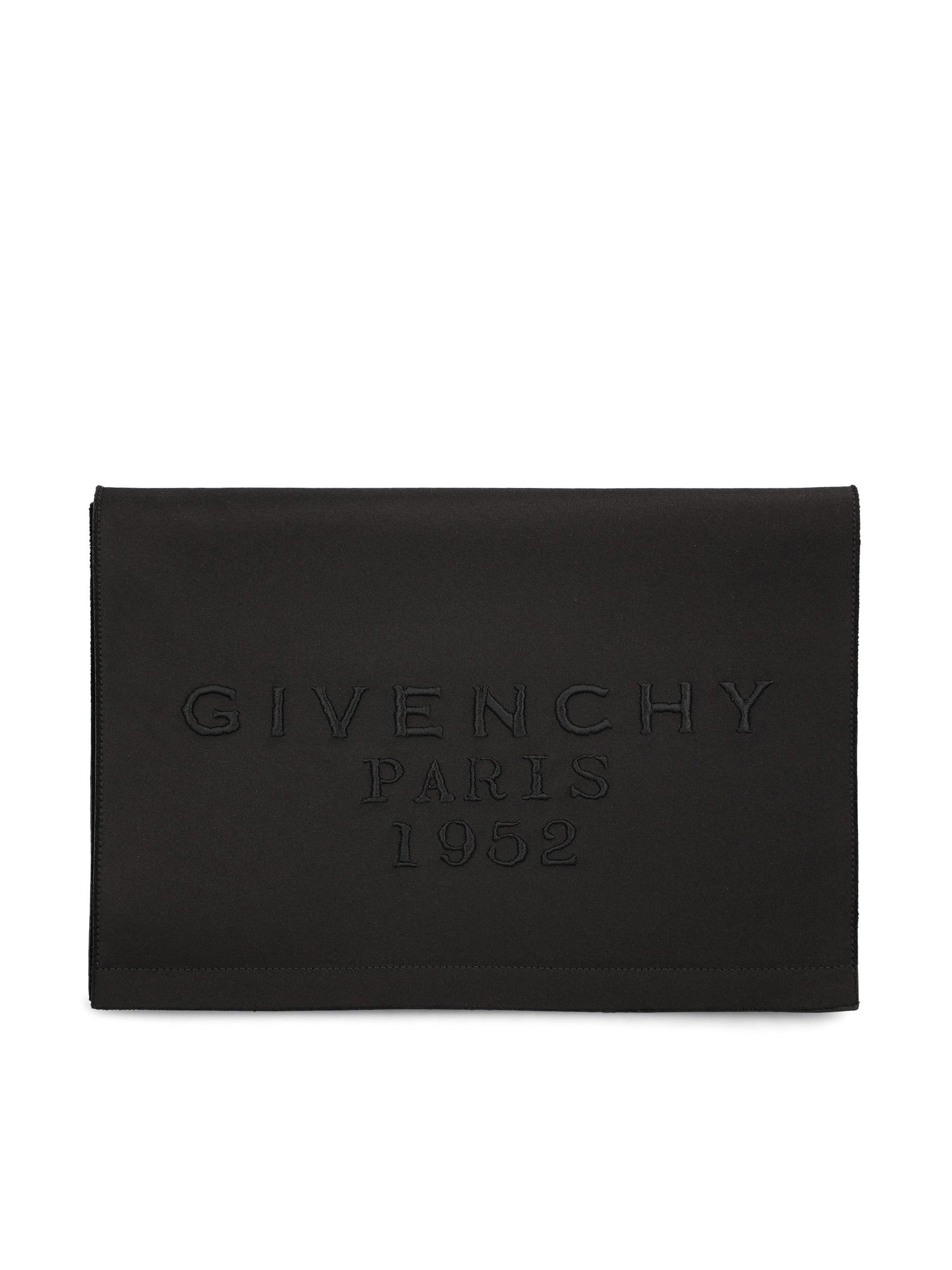 Pochette realizzata in seta e pelle. BB514EB2CK 001 GIVENCHY 