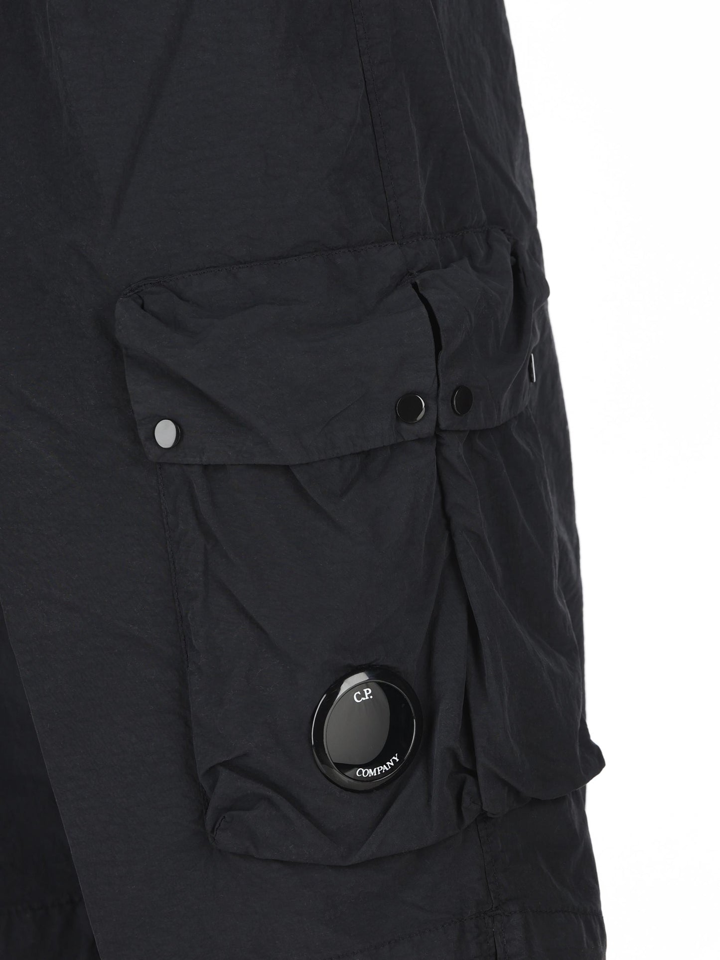 Pantaloncini in poliammide. 20CMBW265A 006252G999 C.P COMPANY 