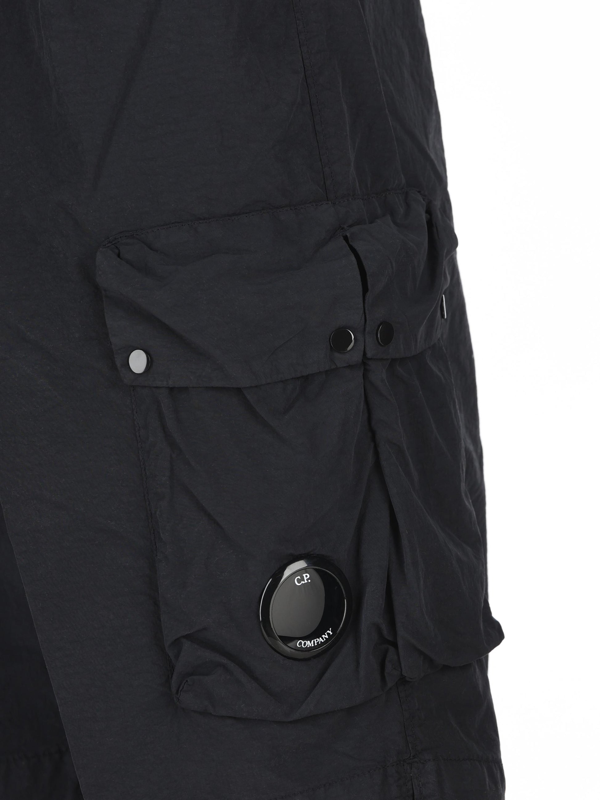 Pantaloncini in poliammide. 20CMBW265A 006252G999 C.P COMPANY 