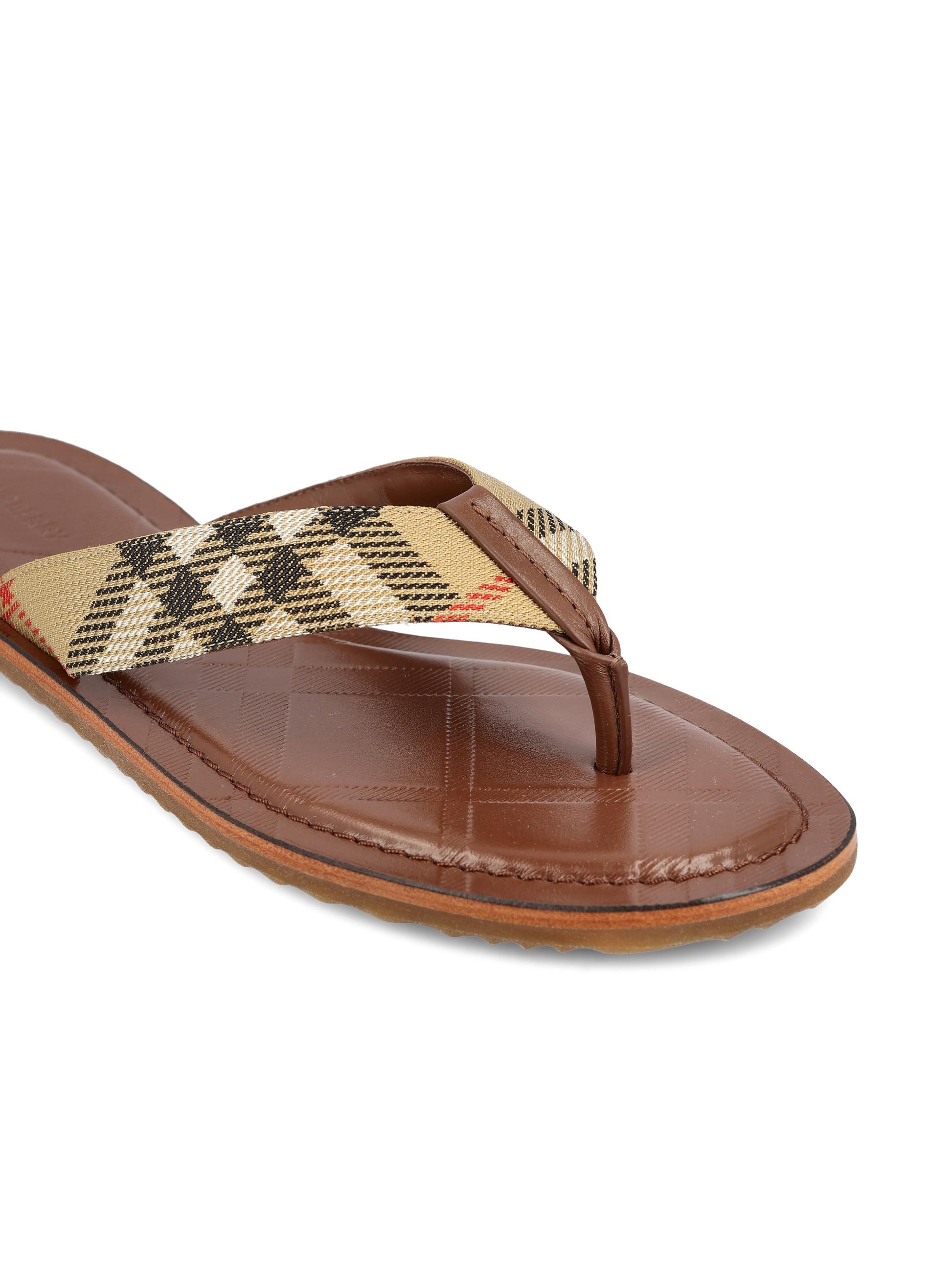 Sandali realizzati in nylon. 8123025 B9368 BURBERRY 