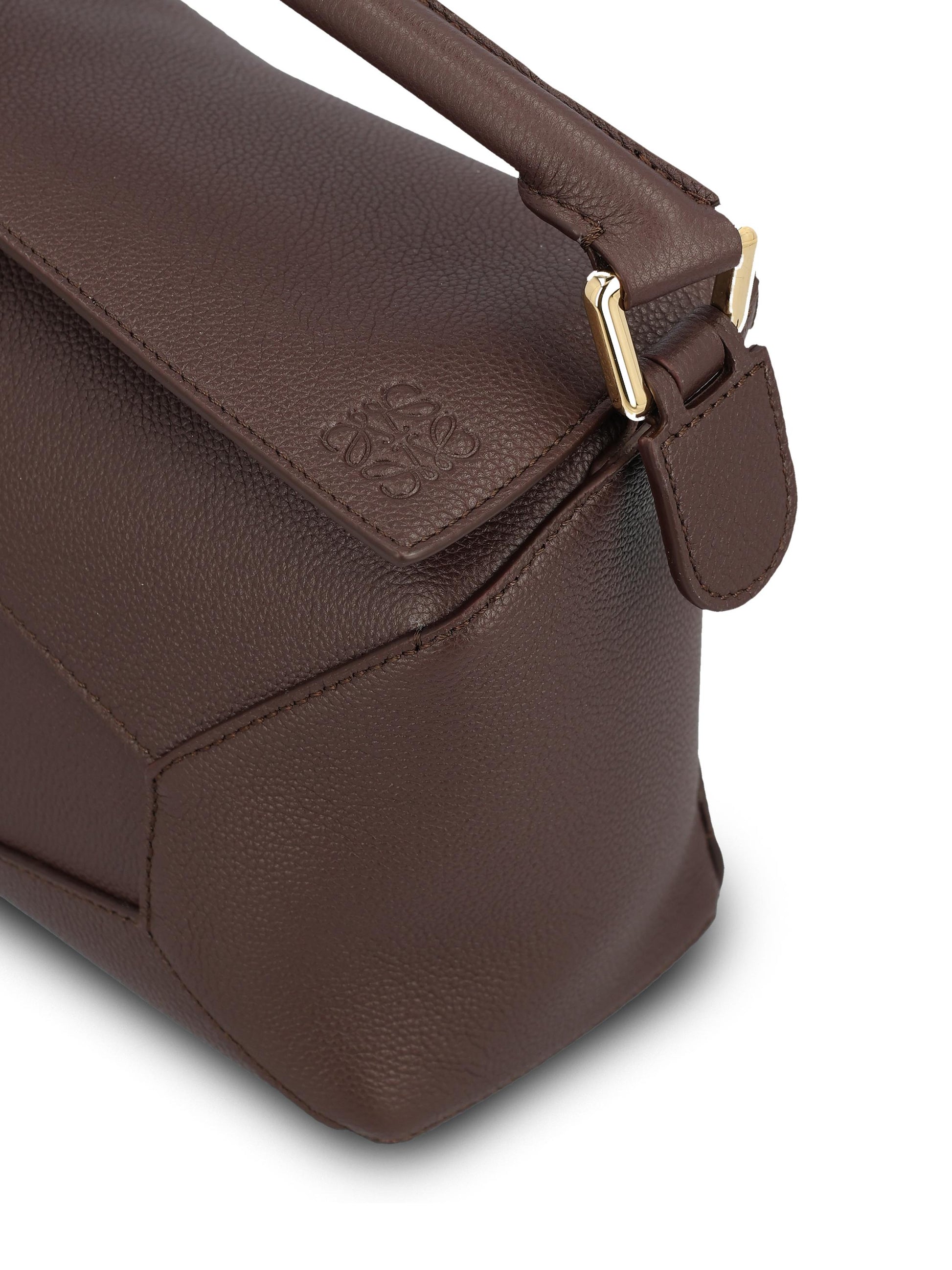 Borsa realizzata in pelle. A510P60XAW 0018 LOEWE 