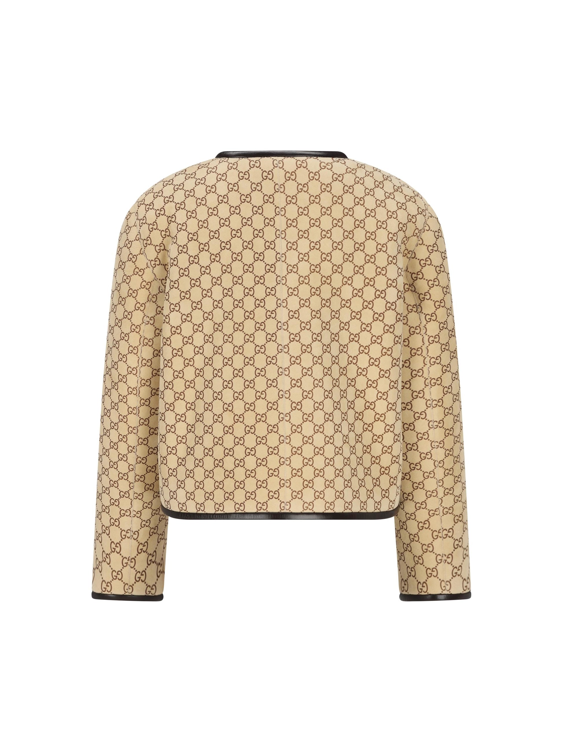 Giacca realizzata in montone. 835530 XSAGV2034 GUCCI 