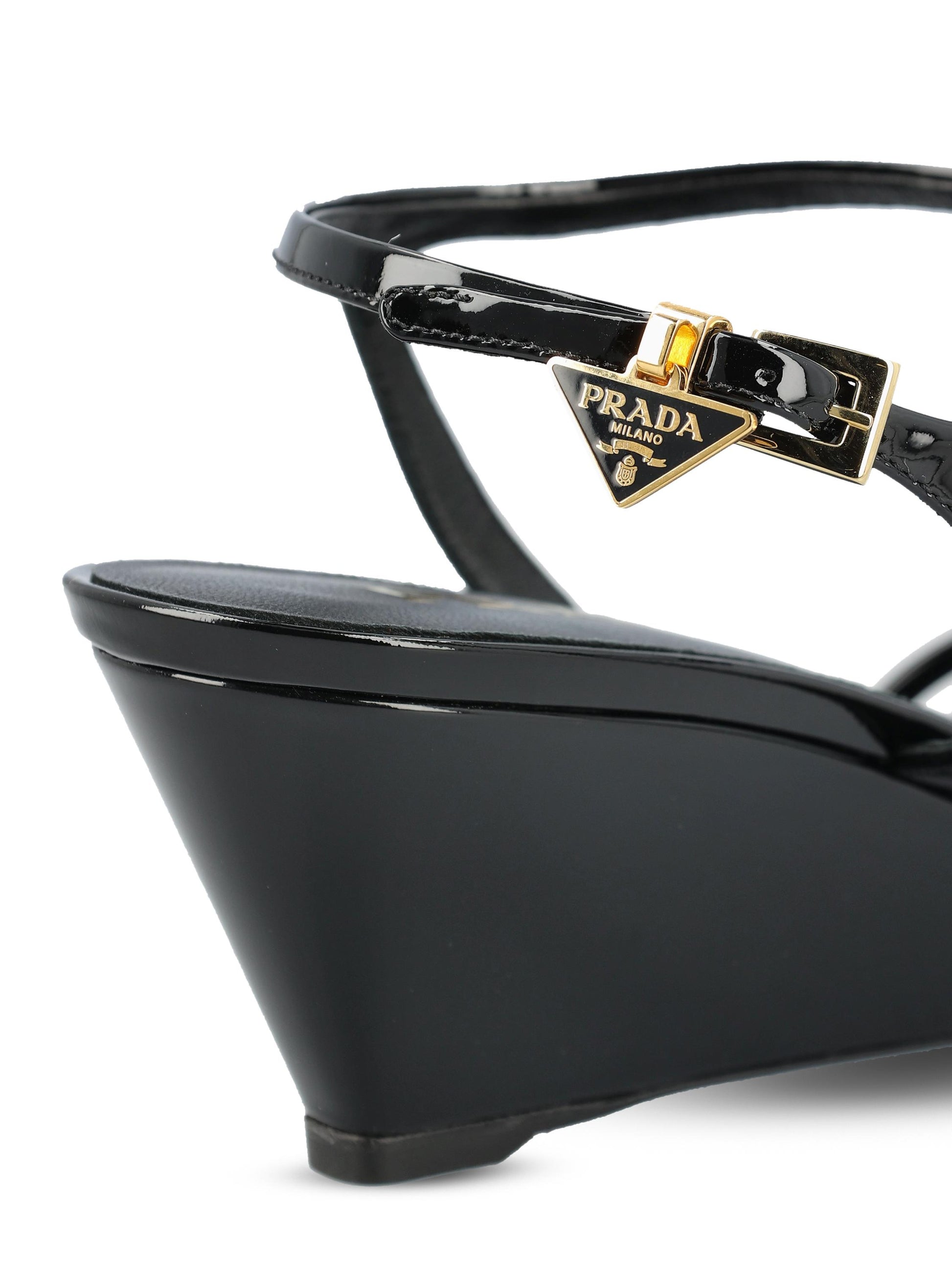 Sandali realizzati in pelle. 1X383O 069F0002 PRADA 