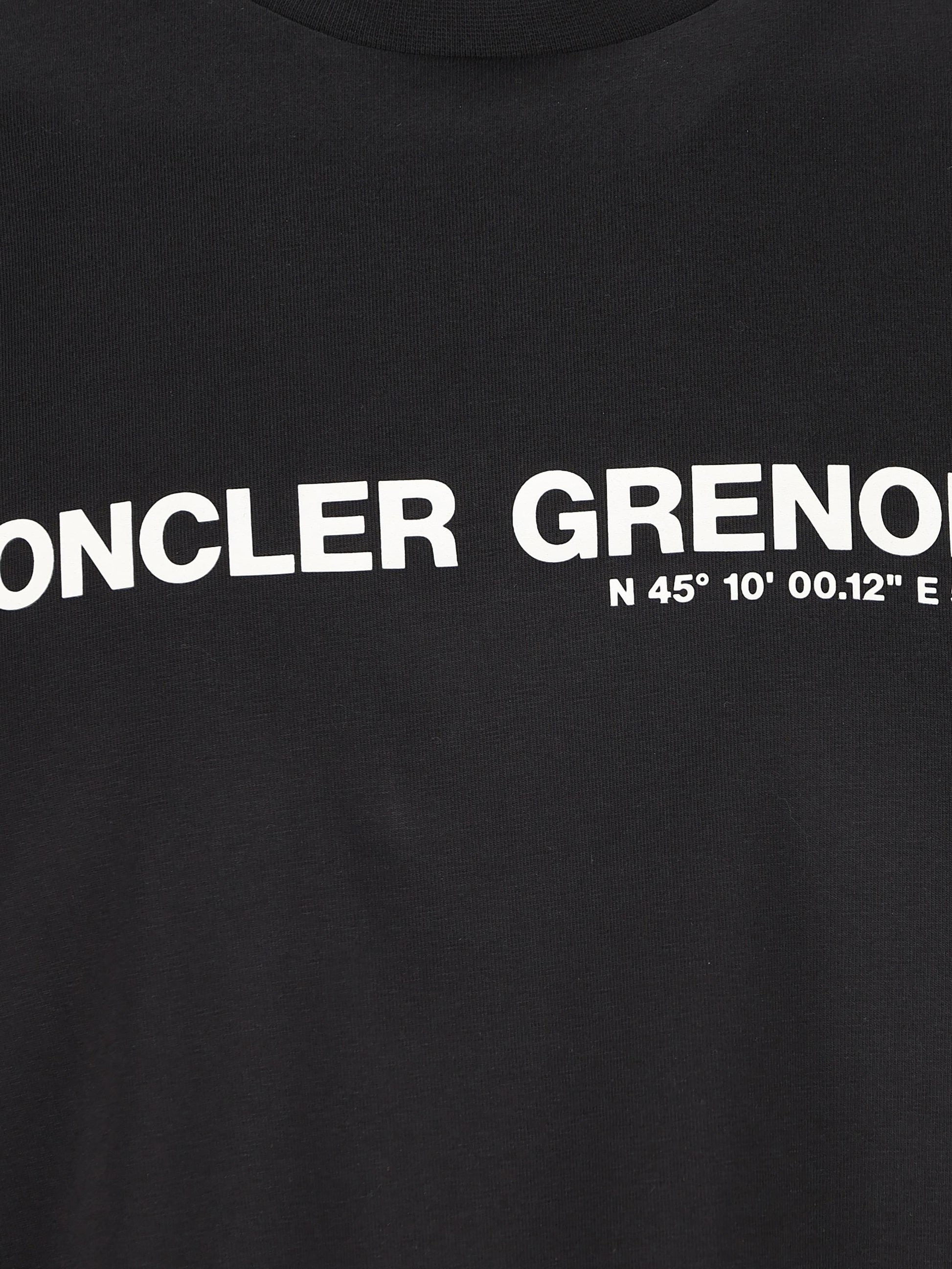 T-Shirt realizzata in cotone. M8C00001 89AW1999 MONCLER GRENOBLE 