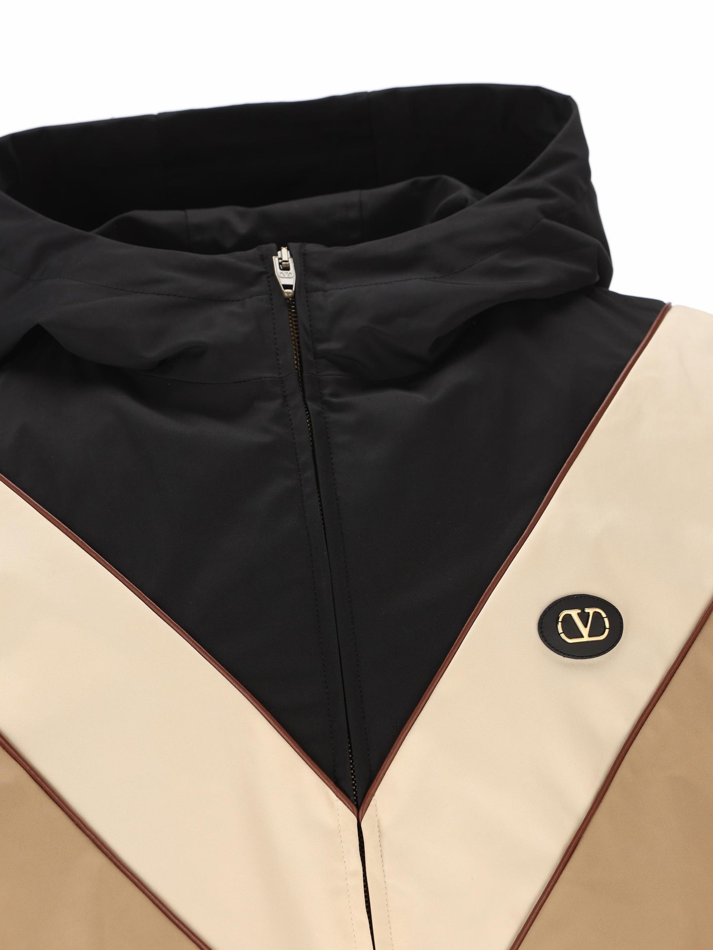 Giacca realizzata in poliestere. 8V3CIQ12CKV C0U VALENTINO GARAVANI 