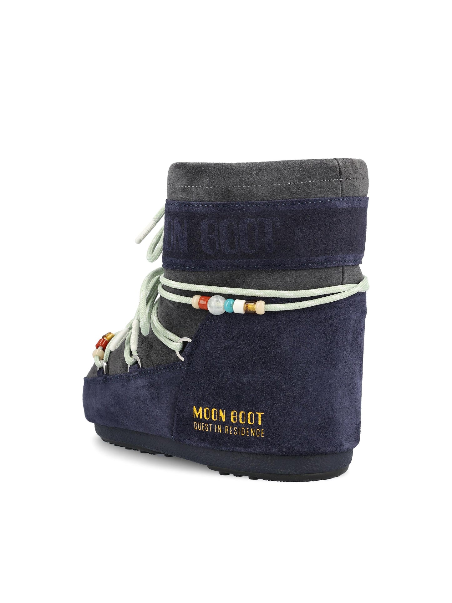 Stivale realizzato in pelle scamosciata. 80D1409730 FH02 MOON BOOT - GUEST IN RESIDENCE 