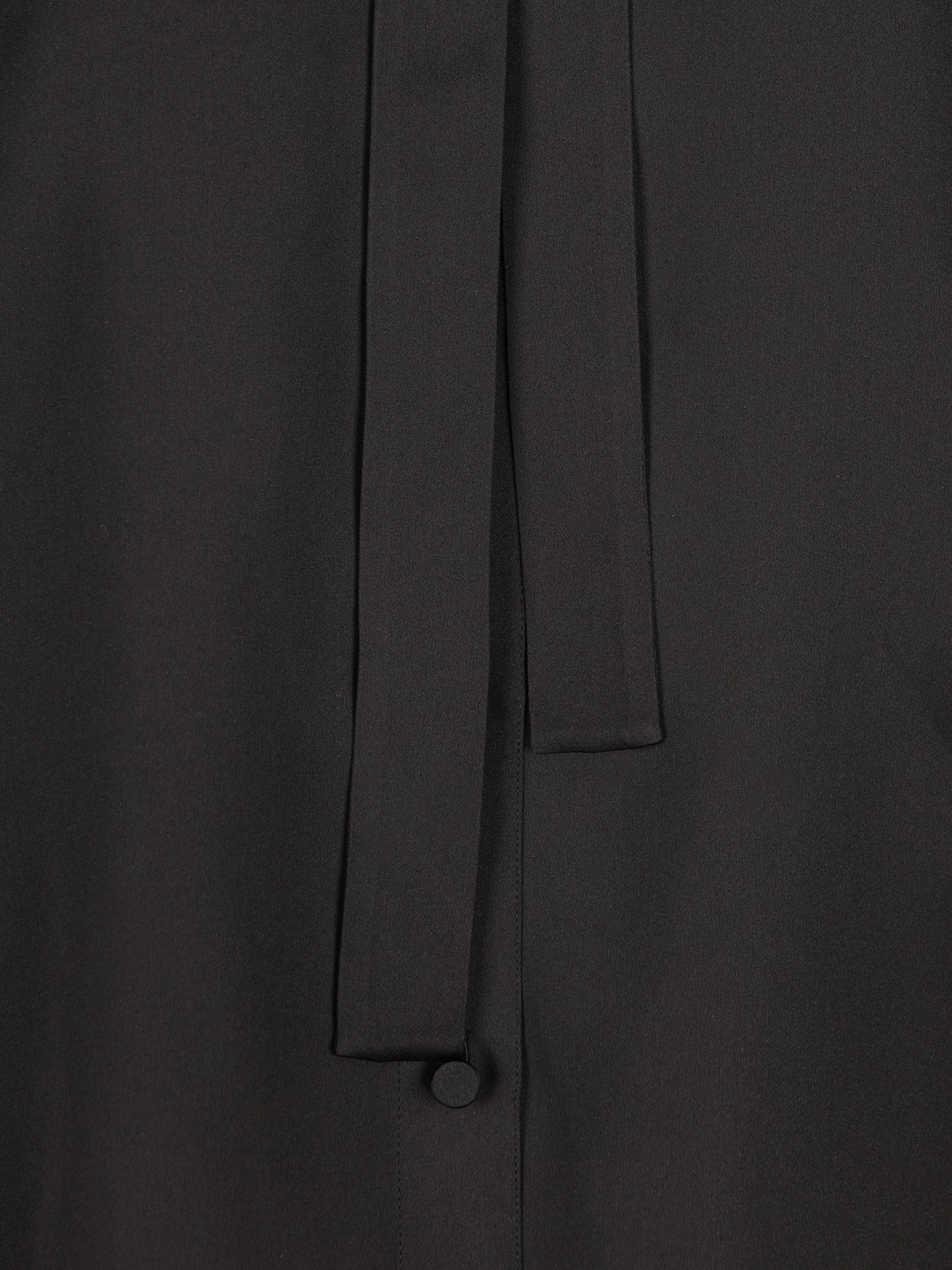 Camicia realizzata in seta. 860509 ZHS191000 GUCCI 