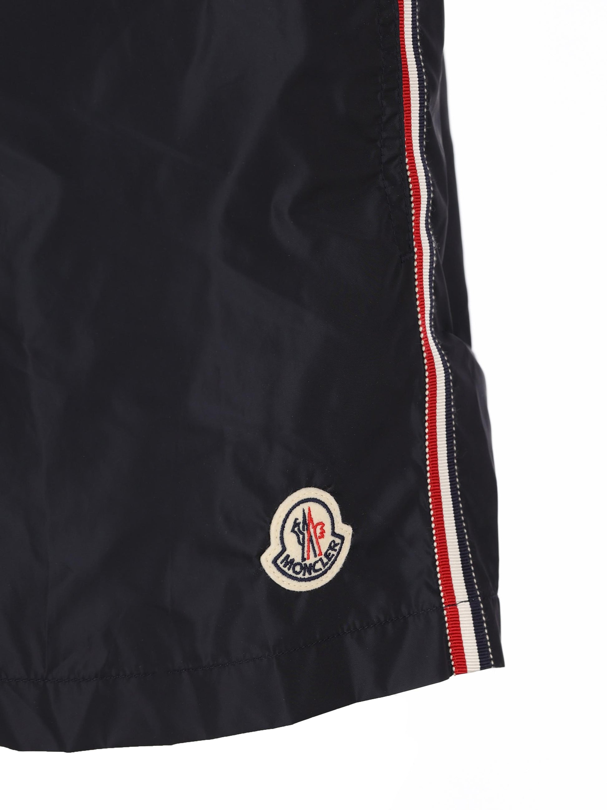 Shorts realizzati in poliammide. M2C00014 53326743 MONCLER 