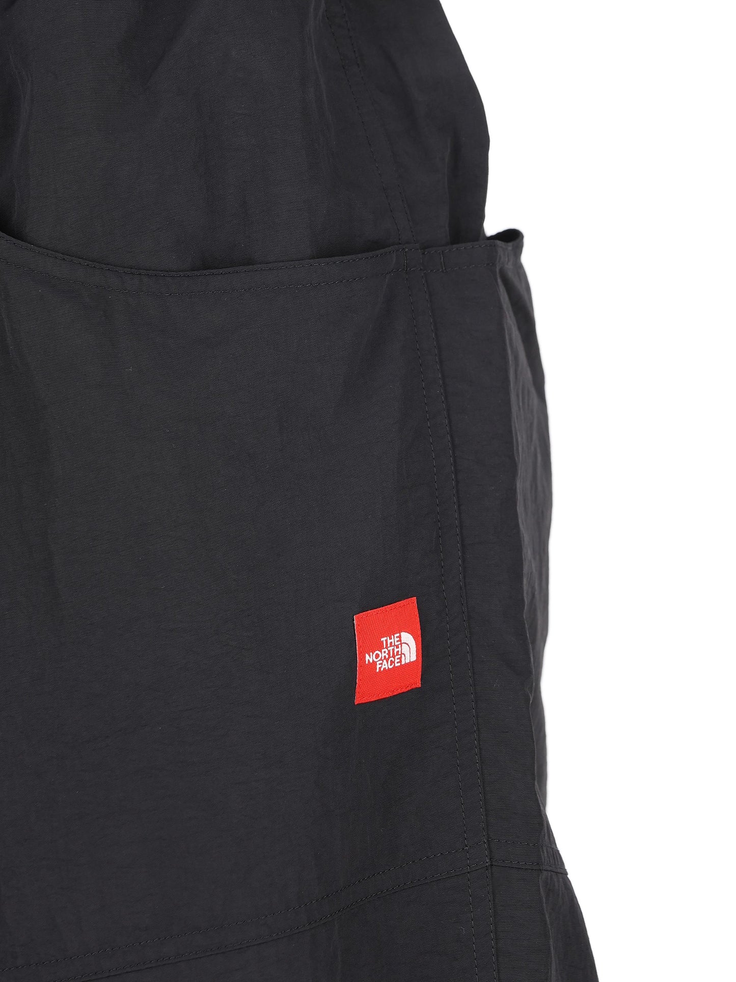 Pantaloni realizzati in nylon. NF0A8FHF JK31 THE NORTH FACE 