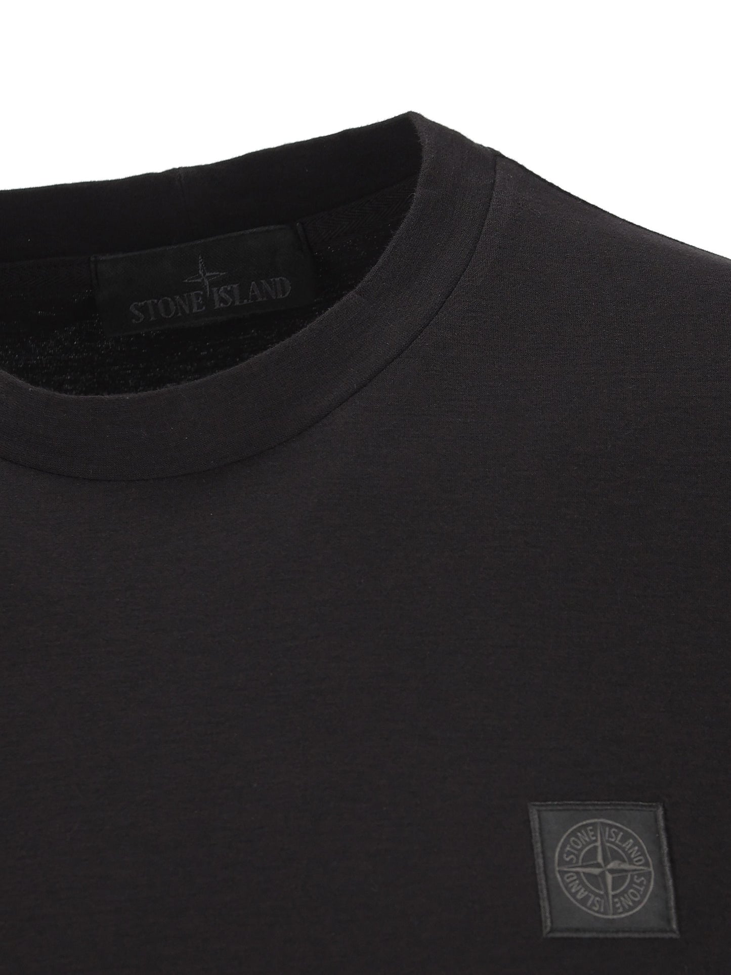 T-Shirt realizzata in cotone. 2100034 S0F11V0029 STONE ISLAND 