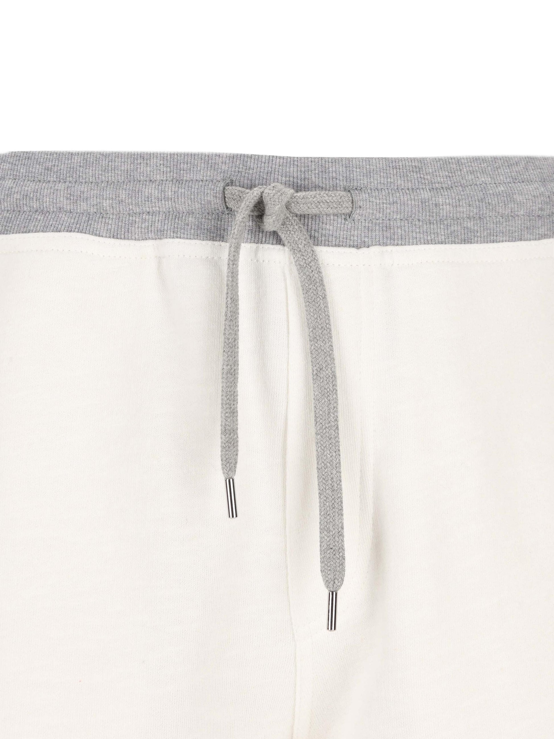 Shorts realizzati in cotone e lino. MR8313375G CTQ27 BRUNELLO CUCINELLI 