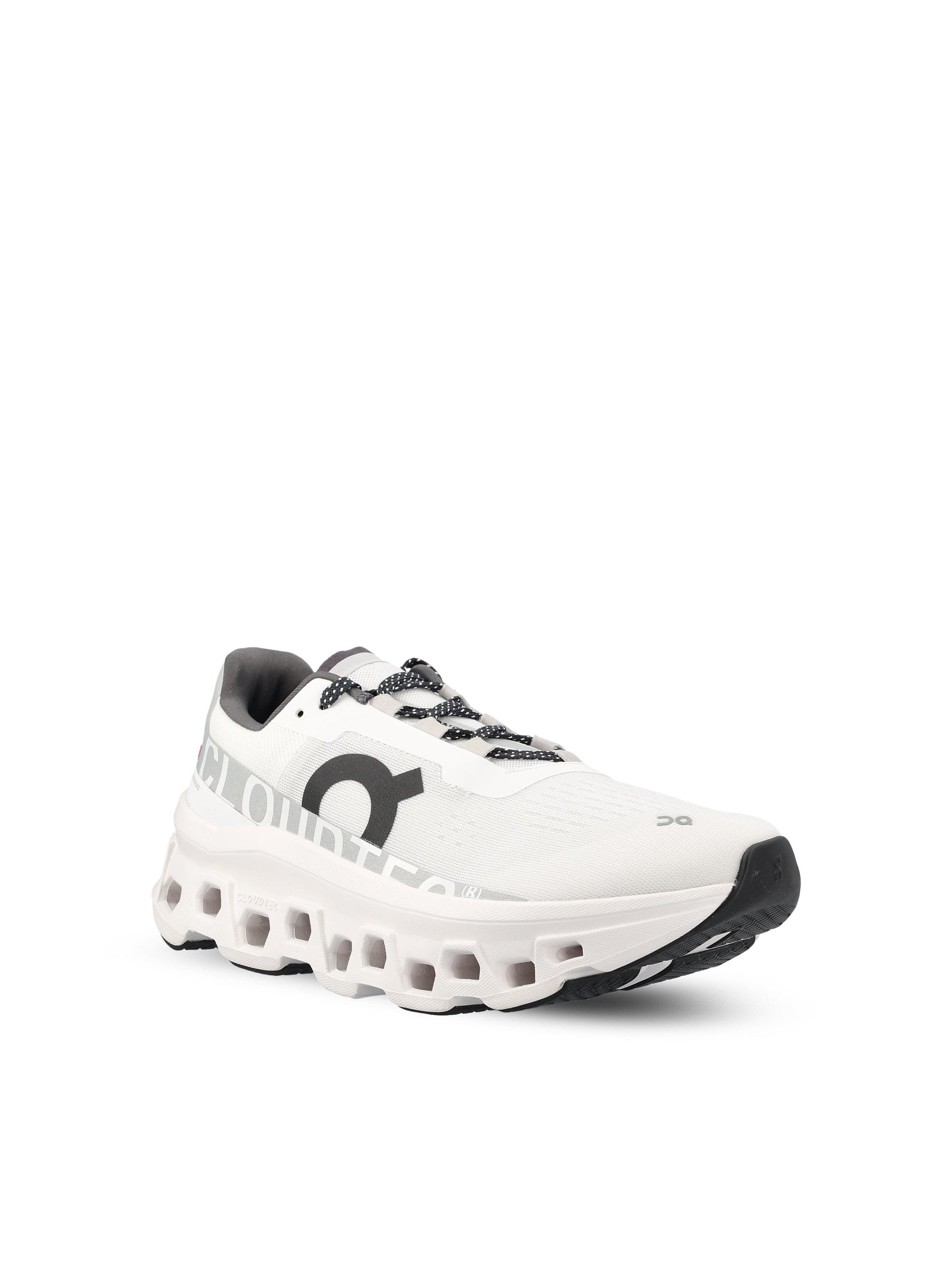 Sneakers realizzate in tessuto tecnico. 6198433  ON 