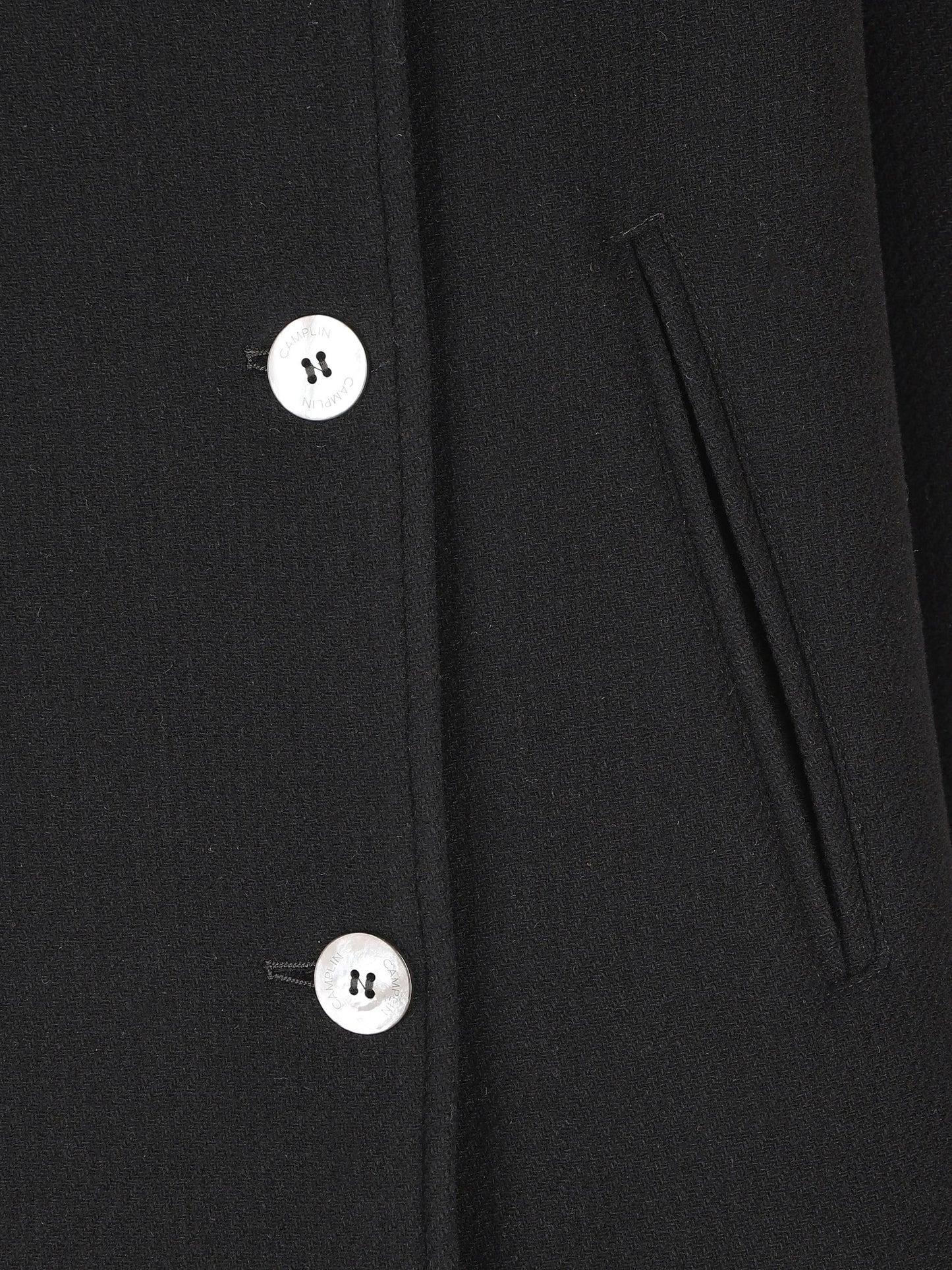 Cappotto realizzato in lana e poliammide. 38320019 TB CAMPLIN 