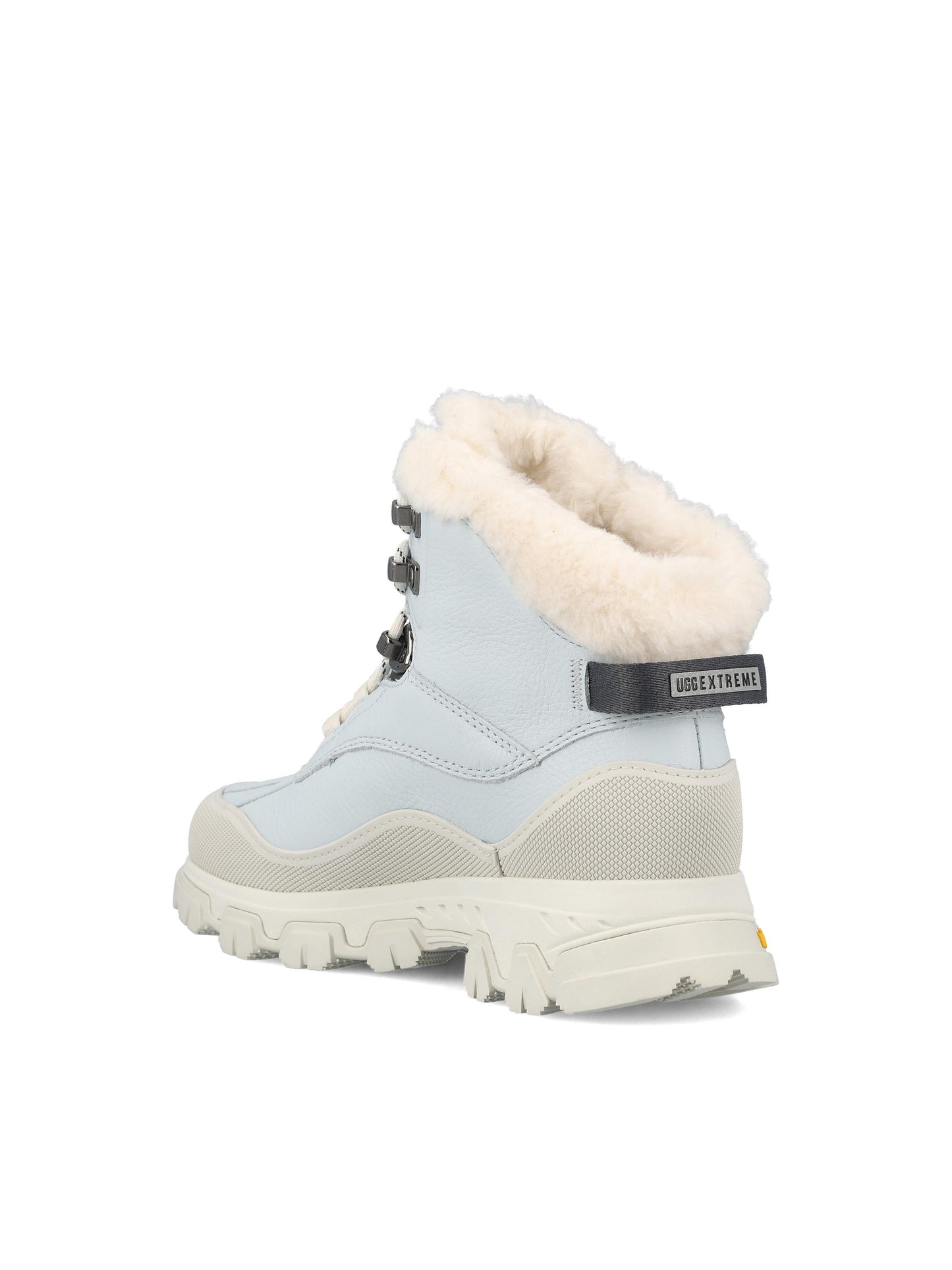 Scarponcini realizzati in pelle e materiale sintetico. 1169031 REF UGG 