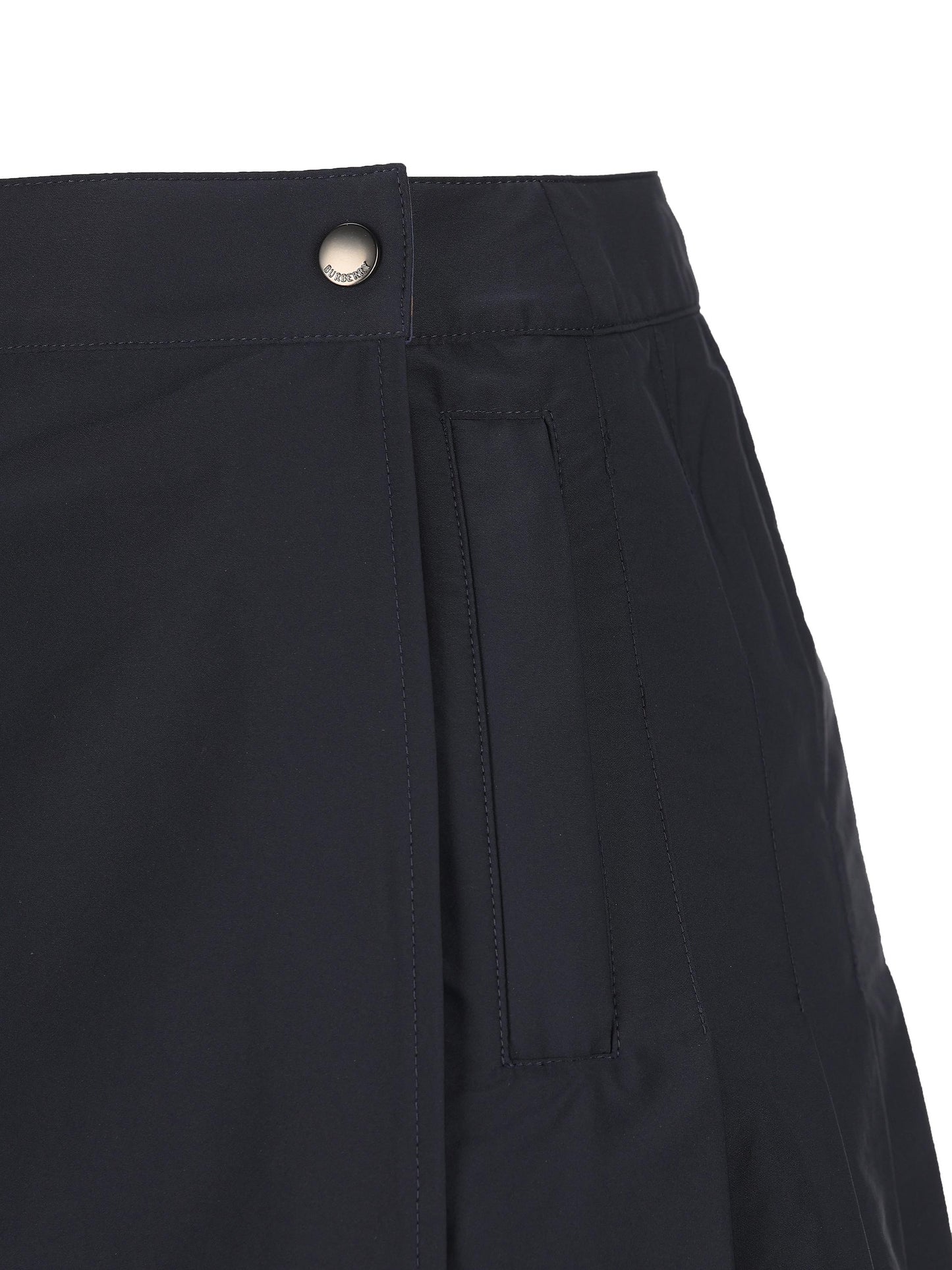 Minigonna realizzata in nylon strech. 8116189 C4008 BURBERRY 