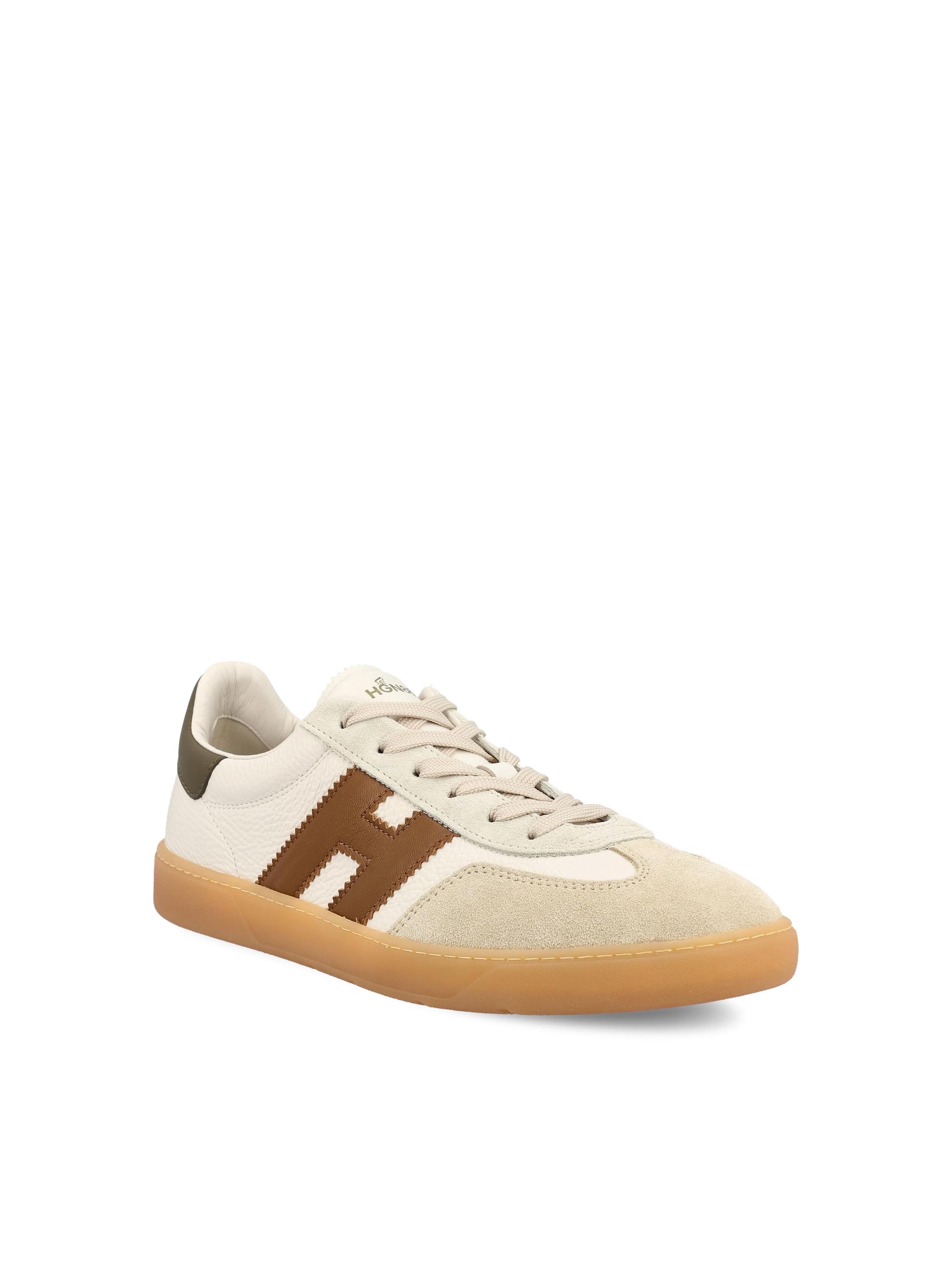 Sneakers realizzate in pelle. HXM6470FB60UWR 826N HOGAN 