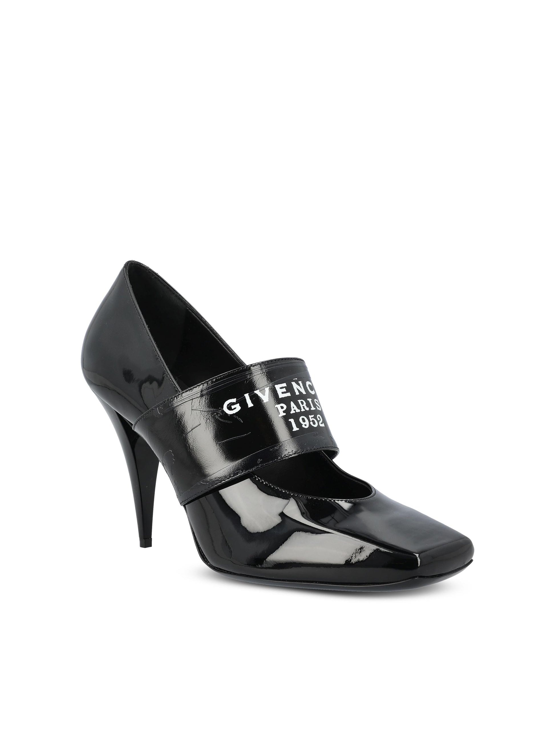 Décolleté realizzate in pelle di vitello verniciata. BE404JE2F6 001 GIVENCHY 