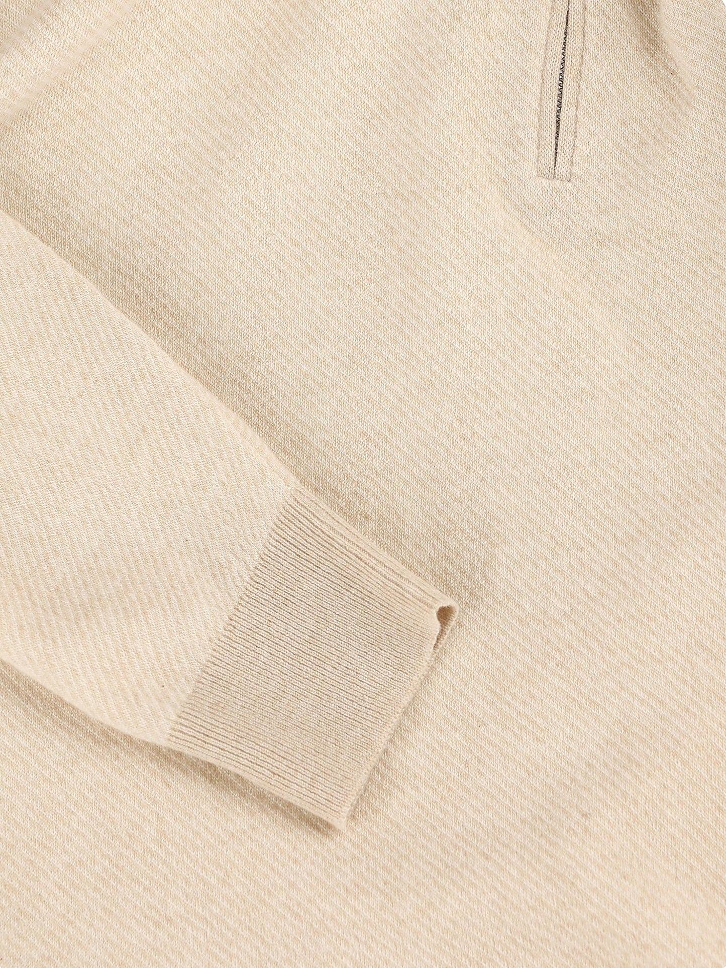 Maglia realizzata in cashmere. FAP5949 J668 LORO PIANA 